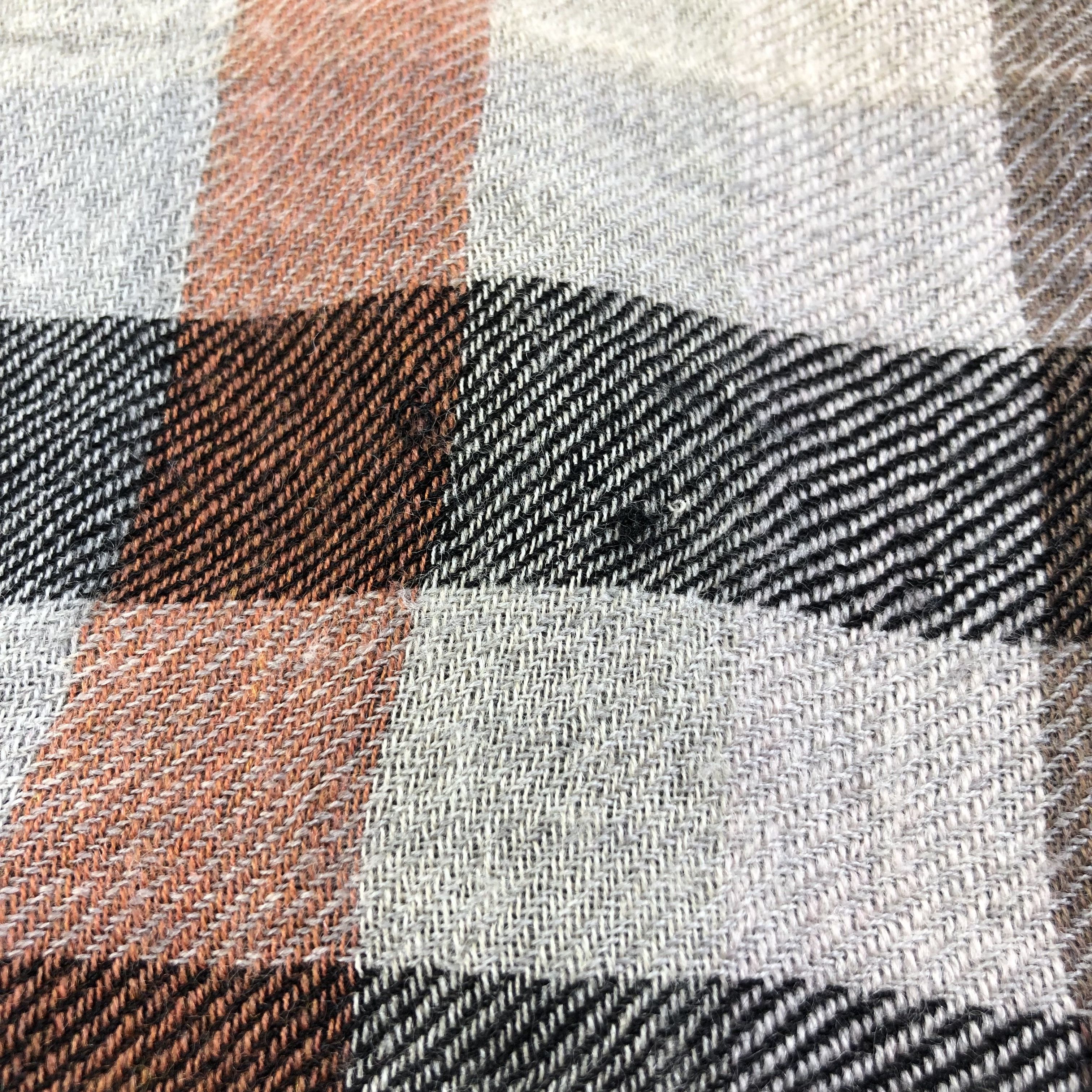 Margaret Howell Margaret Howell Gingham Wool Scarf Muffler Shawl V1250 Size ONE SIZE - 6 Thumbnail