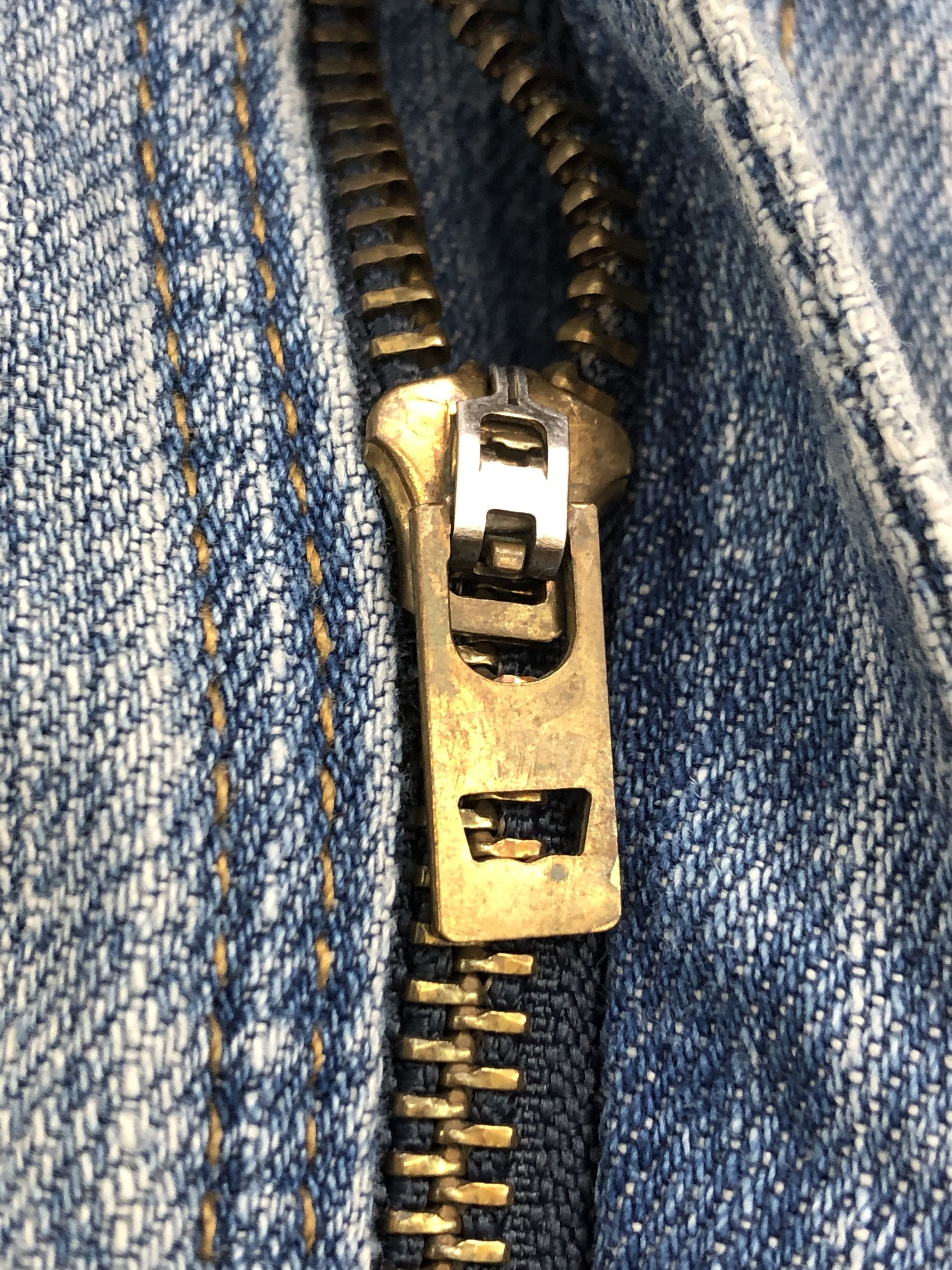 Levi's Vintage Levi's 569 Dirty Lightwash Denim Jeans DP2298 Size US 38 / EU 54 - 13 Thumbnail