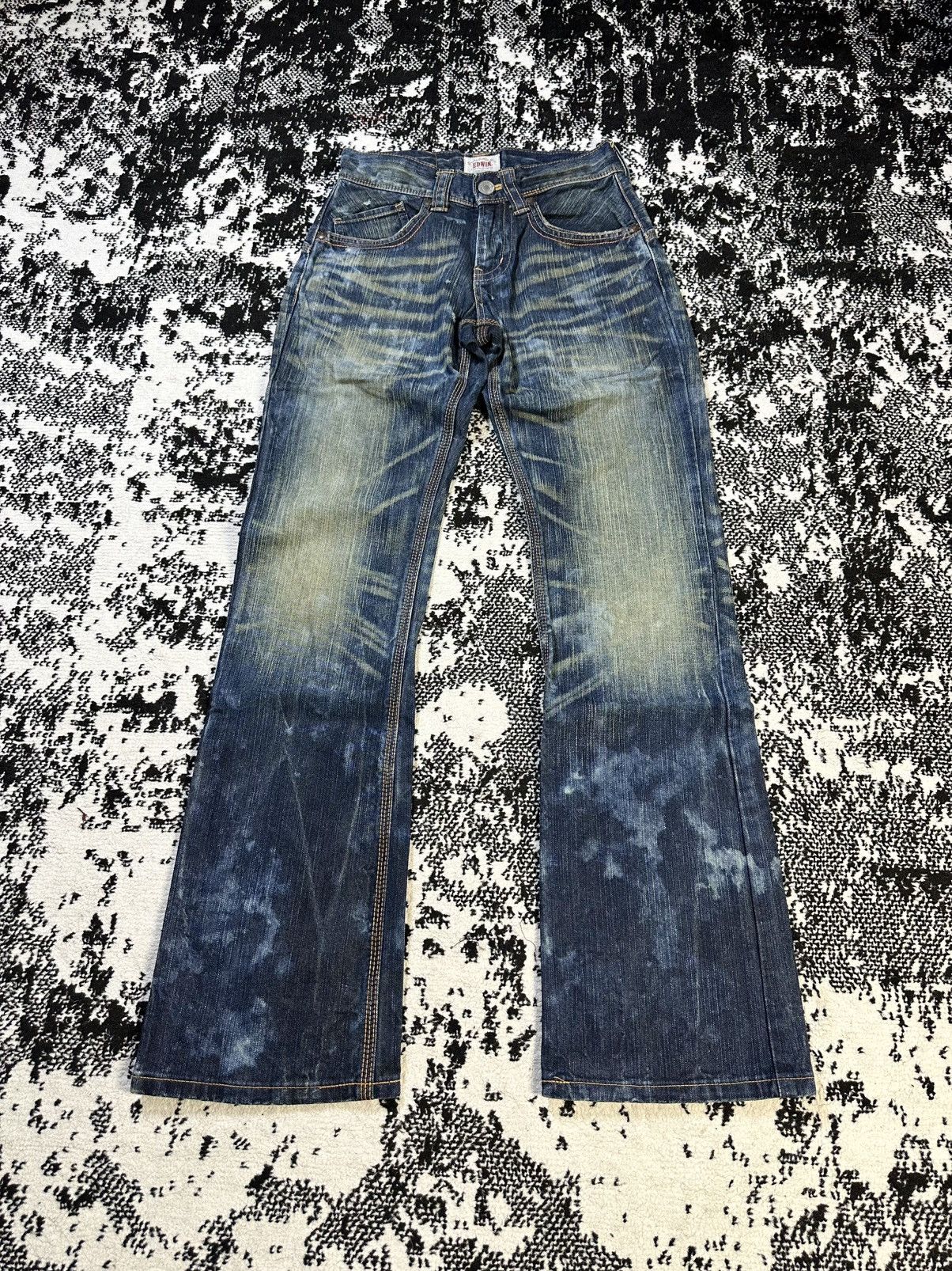 Edwin Flare Edwin Exclusive Vintage Buckle Back Distressed Denim Size US 27 - 1 Thumbnail