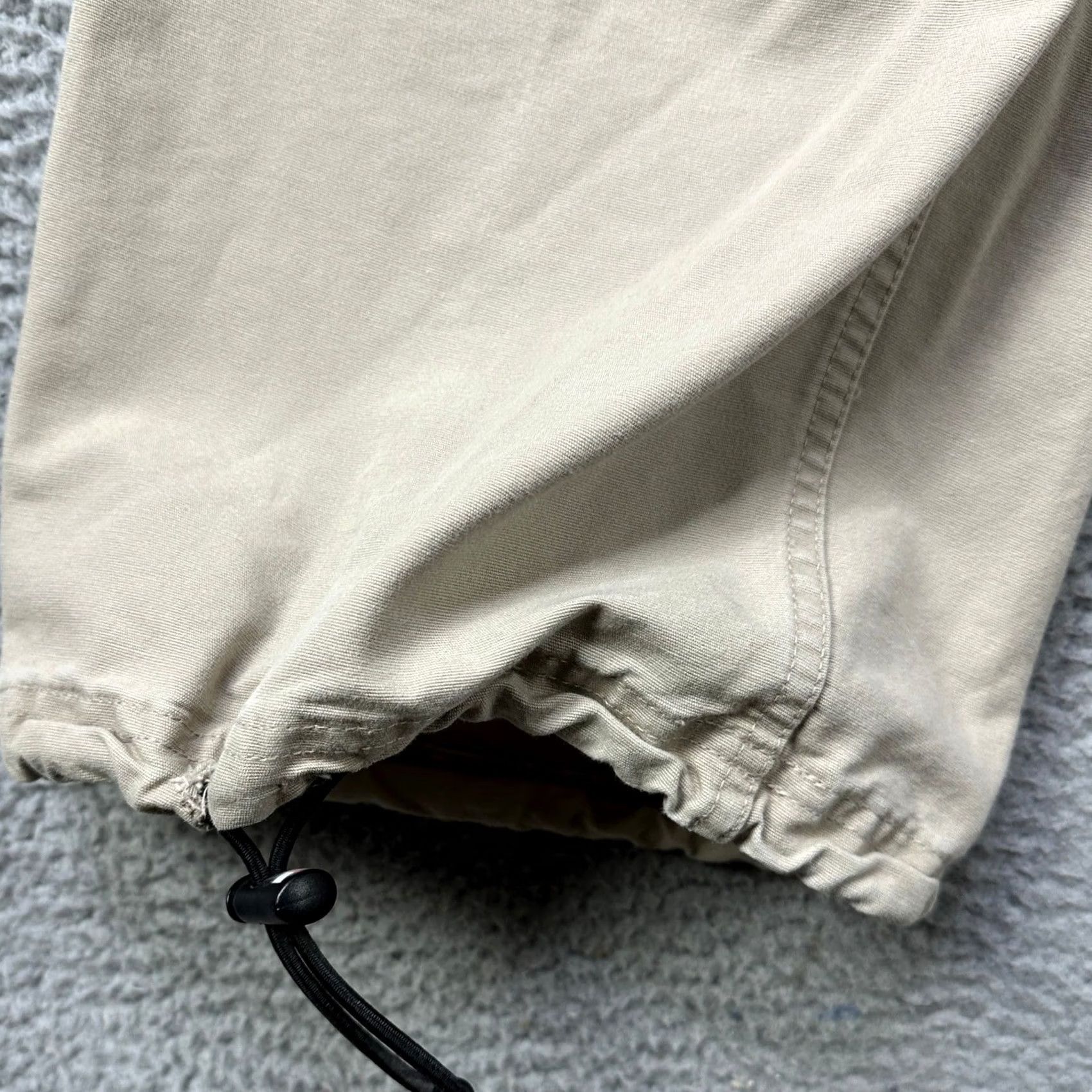 Vintage Tommy Jeans Cargo Pants Men 34X32 Tan Cotton Relaxed Fit Drawstring Pockets Flat Front Straight Leg EUC Size US 34 / EU 50 - 6 Thumbnail