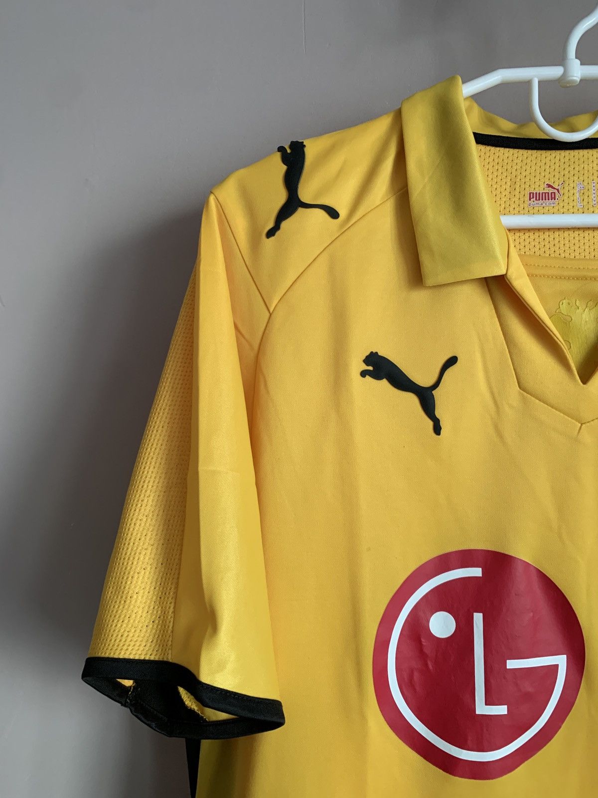 Puma Aek Athens 2008 home Vintage Football Shirt Puma Soccer Sz M Size US M / EU 48-50 / 2 - 3 Thumbnail
