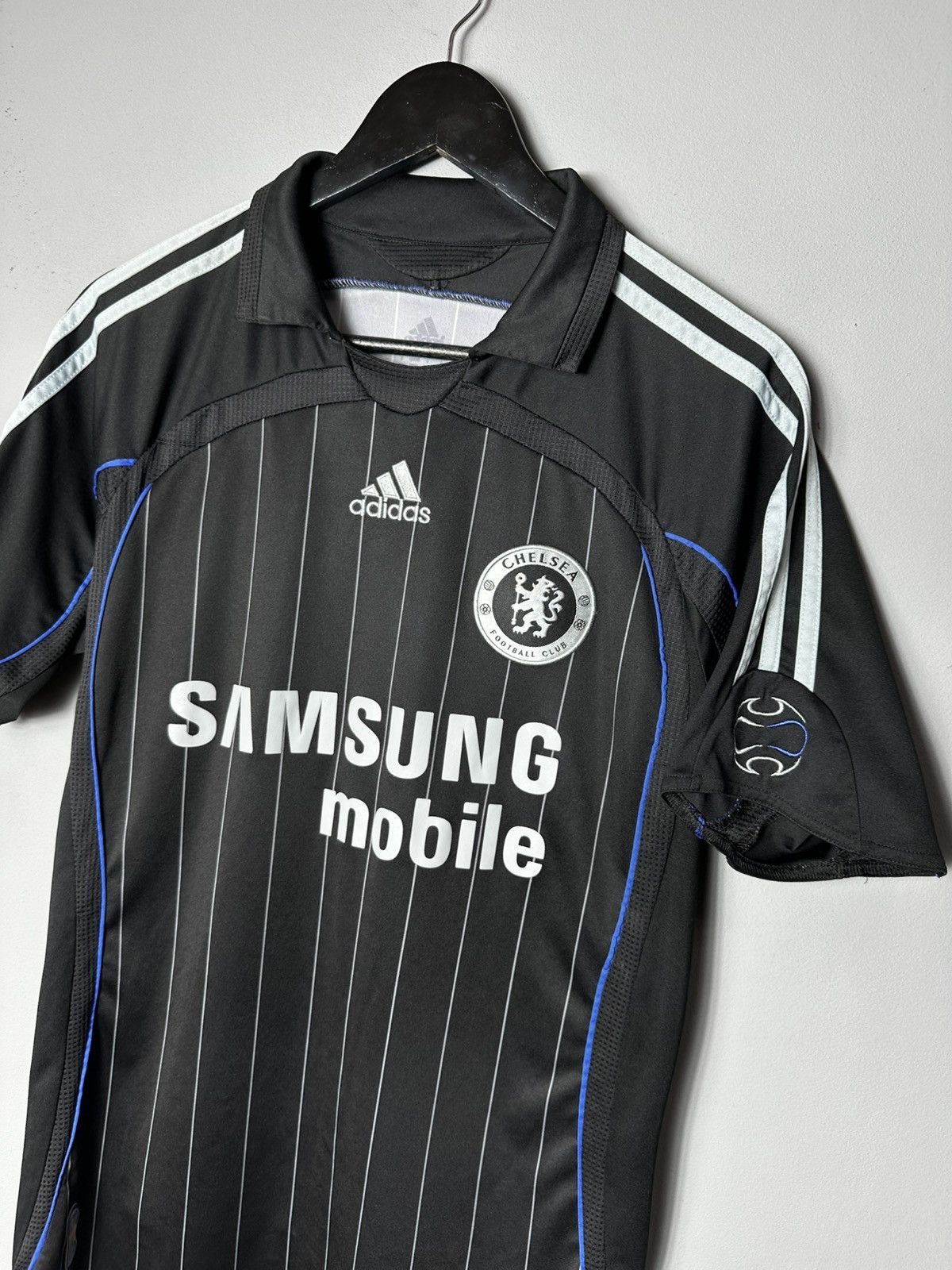 Chelsea Soccer CHELSEA LONDON 2006 2007 THIRD FOOTBALL SHIRT SOCCER JERSEY Size US S / EU 44-46 / 1 - 2 Thumbnail