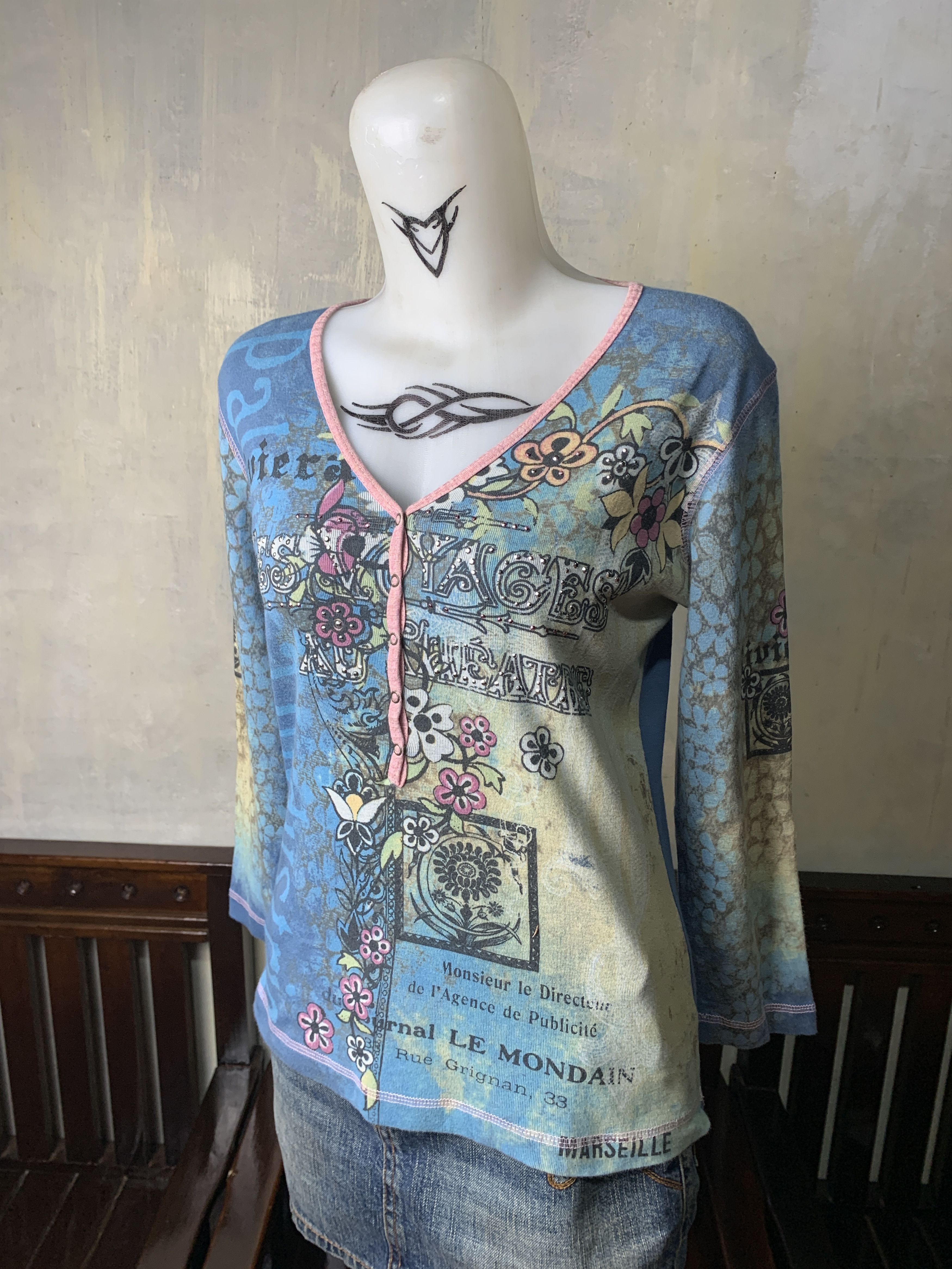 Japanese Brand 2000s Skinny Minie Floral Poem Top (M) Size M / US 6-8 / IT 42-44 - 2 Thumbnail