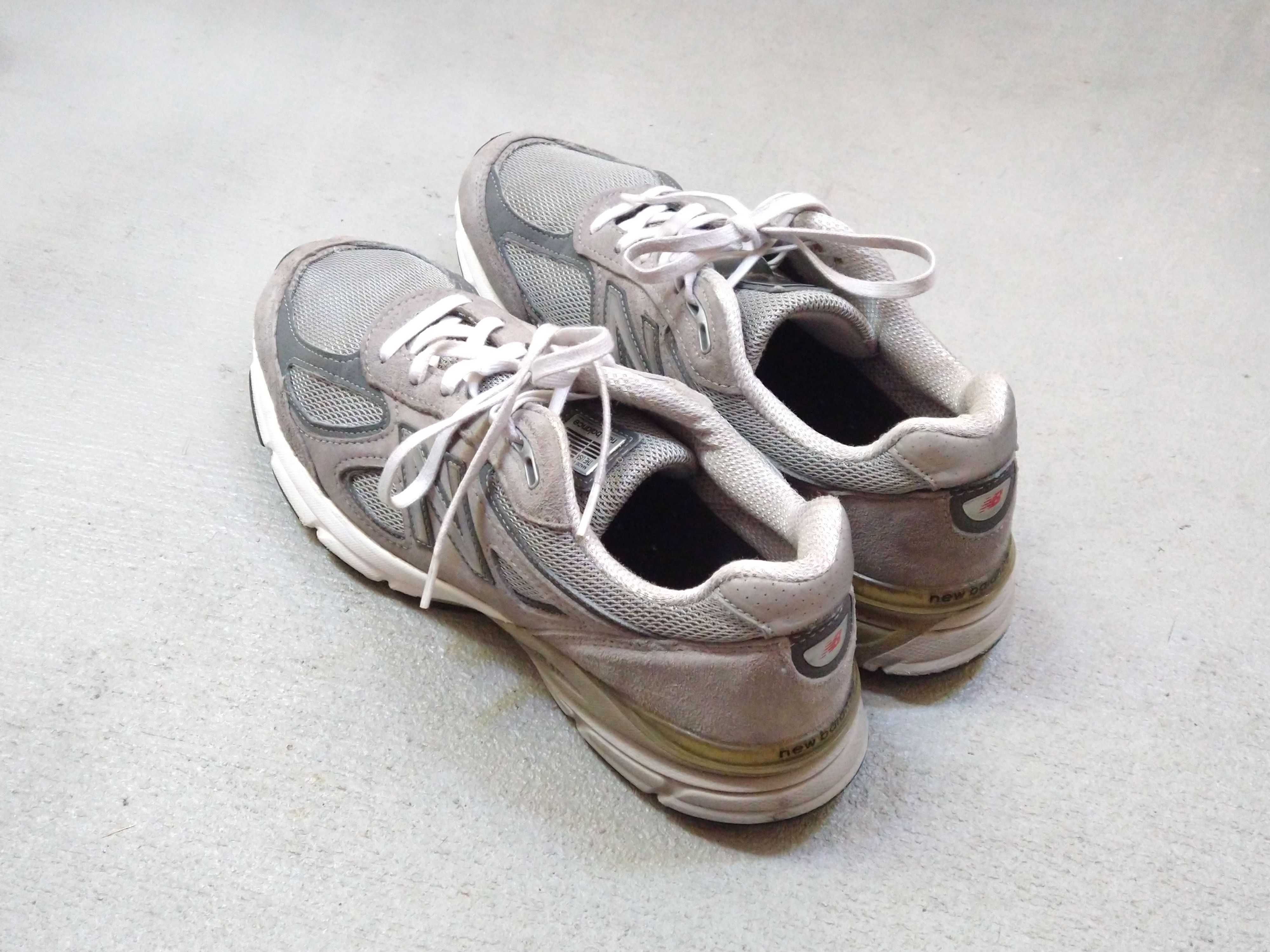 New Balance New Balance 990V5 Size 8.5 D Gray Suede Castlerock M990GL4 Size US 8.5 / EU 41-42 - 12 Thumbnail