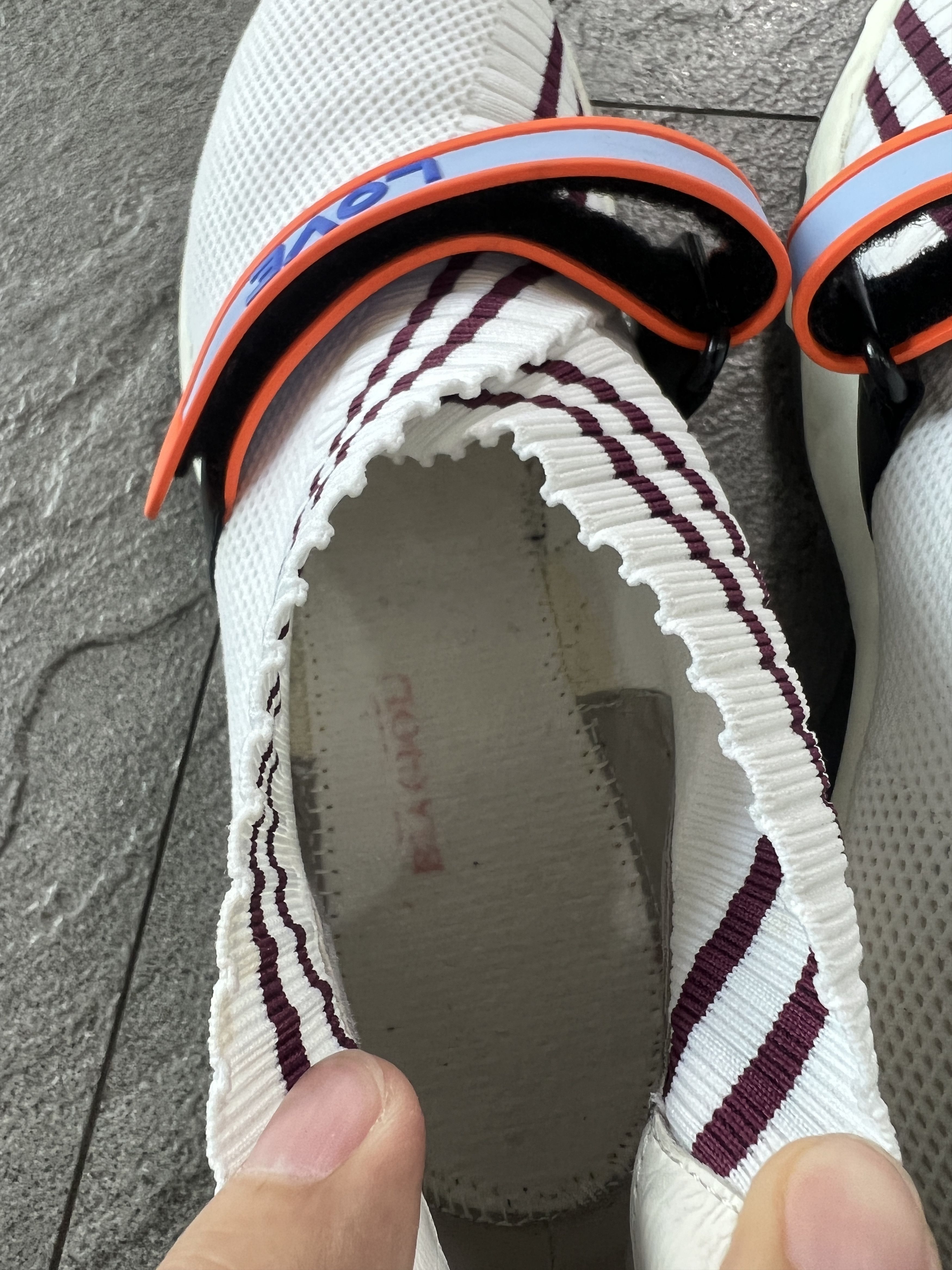 Fendi FENDI LOVE Strap Sock Sneakers White EU38 Size US 8 / IT 38 - 11 Thumbnail
