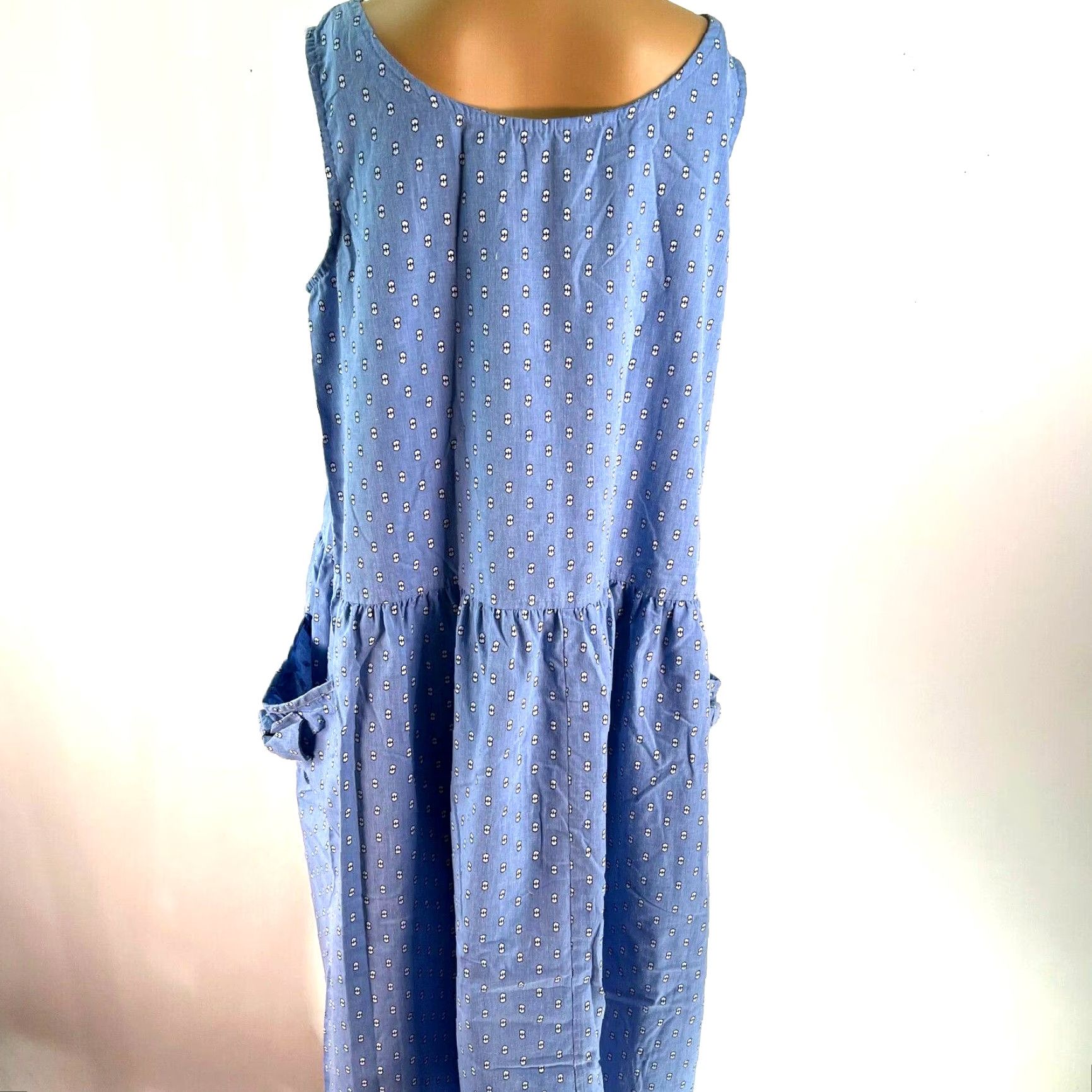 Vintage VINTAGE Unbranded Womens A-Line Midi Dress Size M Blue Casual V-Neck Button Sleeveless with Pockets Size M / US 6-8 / IT 42-44 - 2 Thumbnail