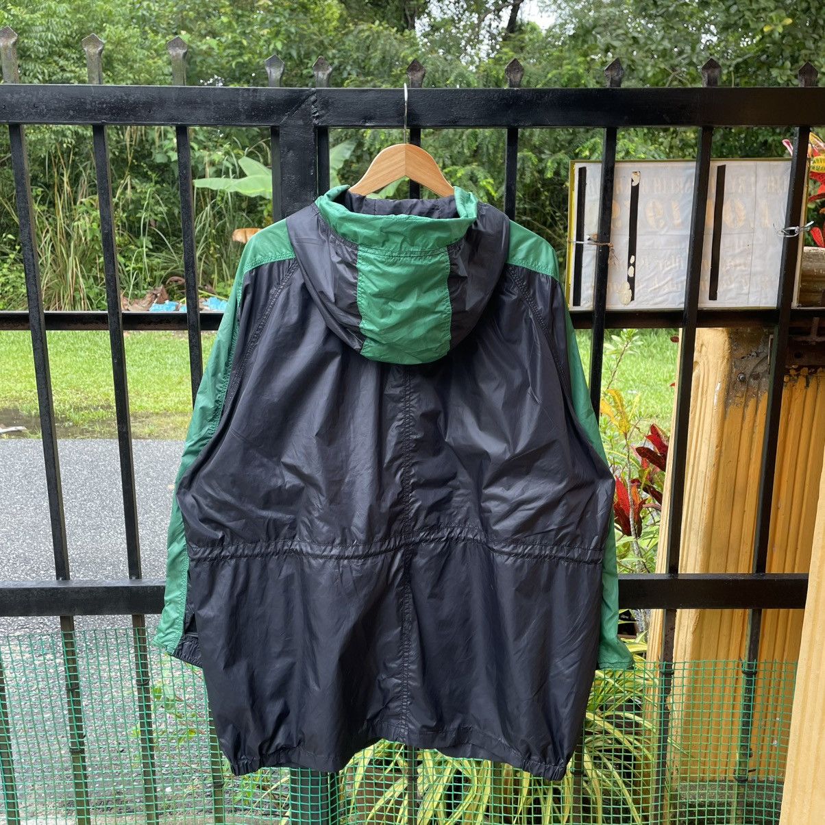 Benetton 🔥Benetton Formula One Two Layer Hooned Windbreaker Jacket Size US XL / EU 56 / 4 - 2 Thumbnail