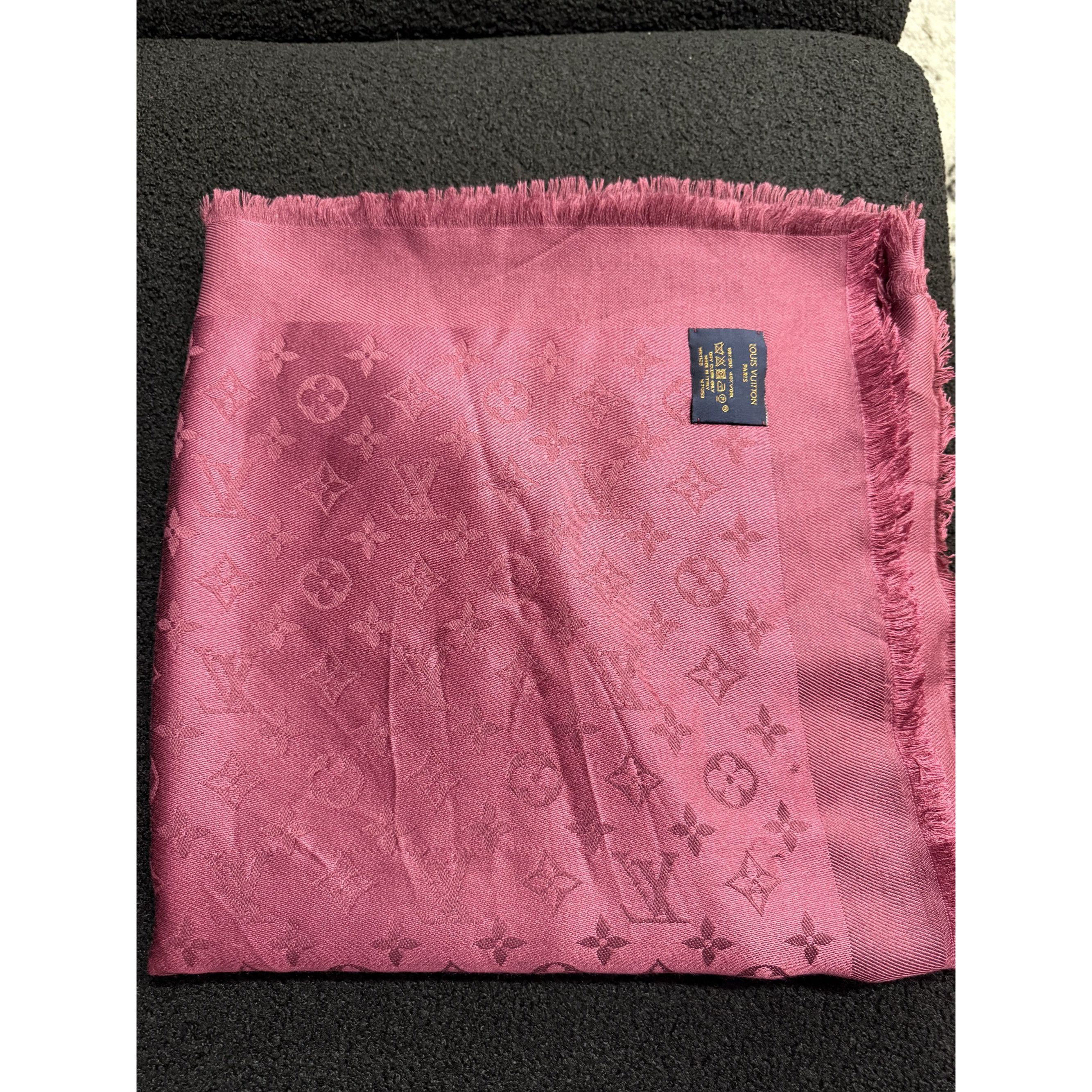 Louis Vuitton Louis Vuitton Monogram Shine Shawl In Fuchsia Silk & Wool Bl Size ONE SIZE - 1 Thumbnail