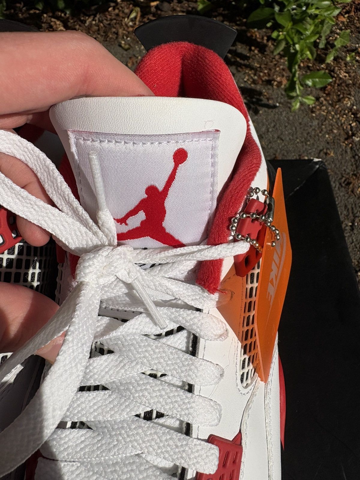 Jordan Brand Jordan 4 Fire Red 2020 Size US 9.5 / EU 42-43 - 6 Thumbnail