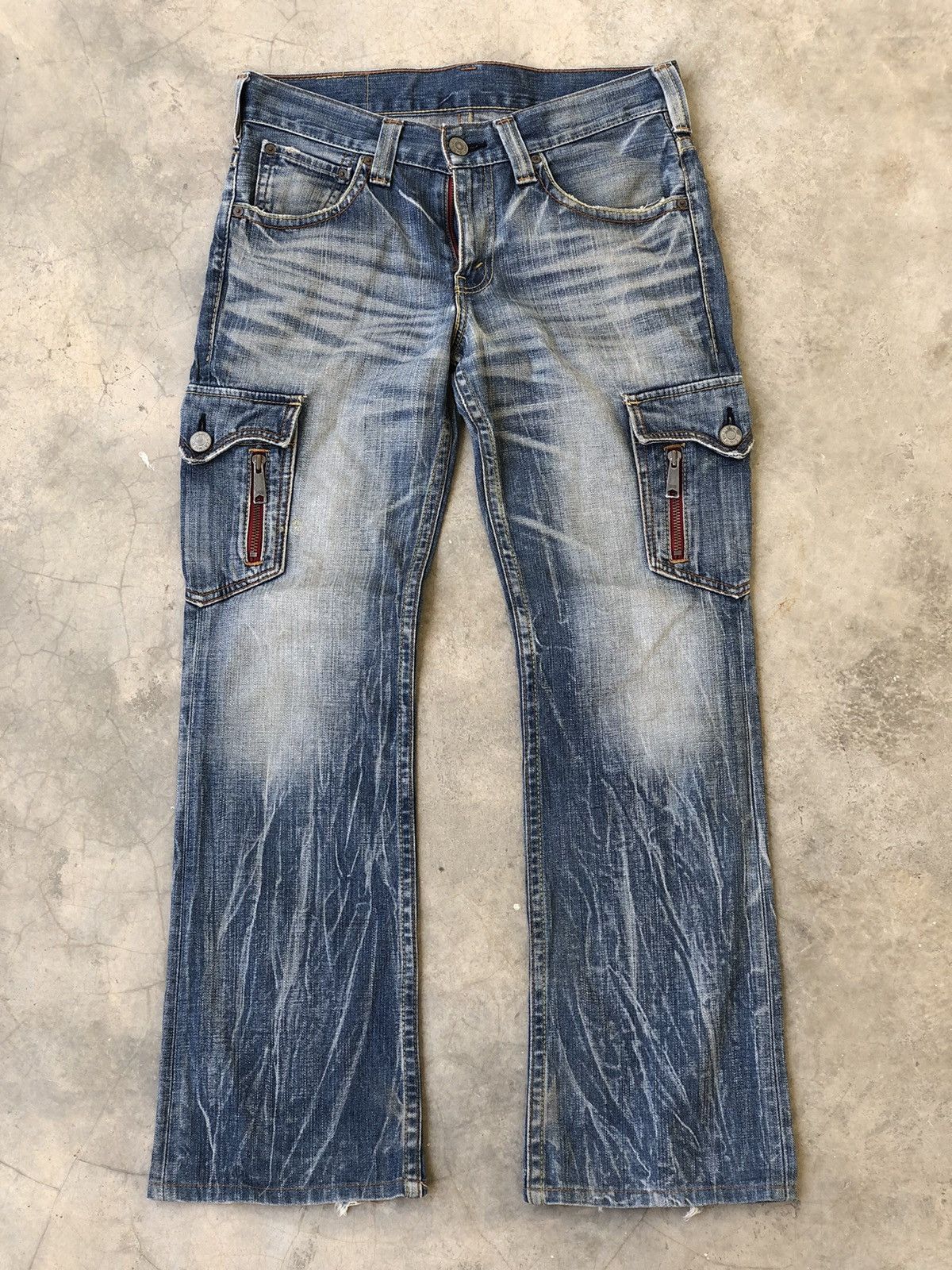 Le Grande Bleu (L.G.B.) Levis JAPAN With Side Pocket Flare Distressed Denim Size US 32 / EU 48 - 1 Thumbnail