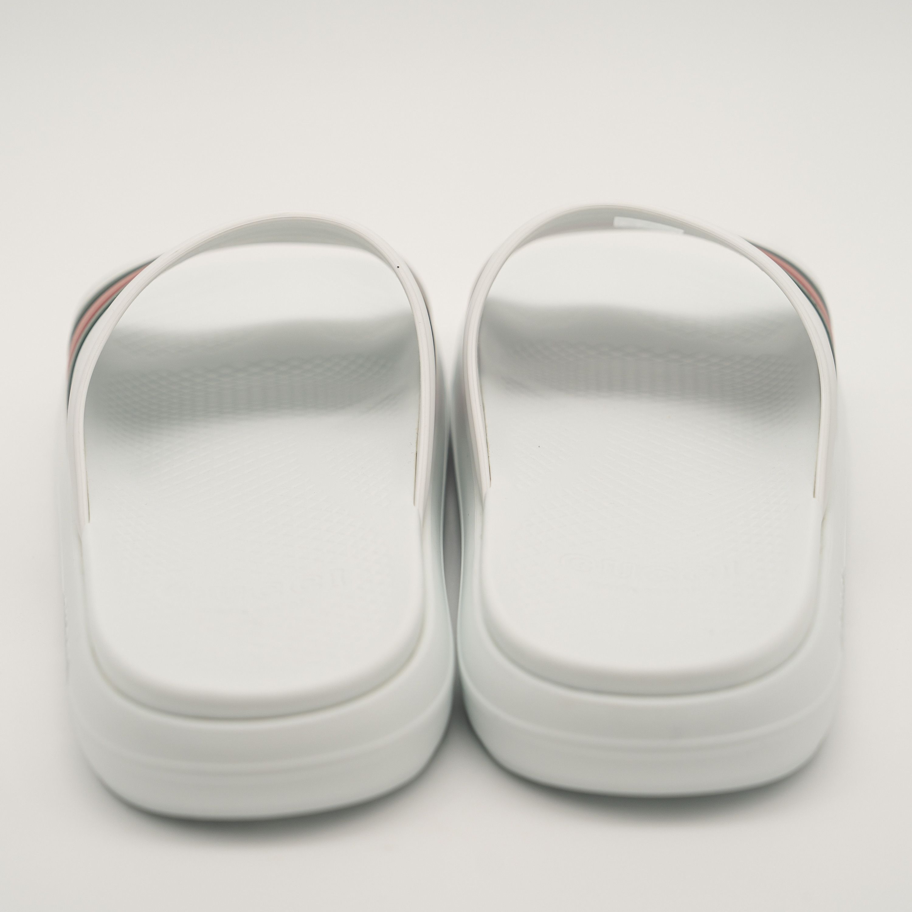 Gucci 8G 8.5 us Gucci Web Slides Sandals White Green Red Rubber Size US 8.5 / EU 41-42 - 5 Thumbnail