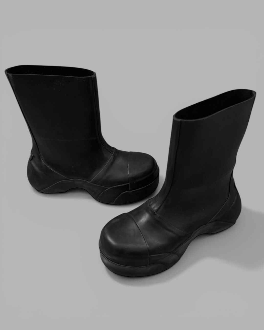Givenchy SS2023 Givenchy By Mathew M Williams Rubber Ankle Boots Size US 8.5 / EU 41-42 - 4 Thumbnail