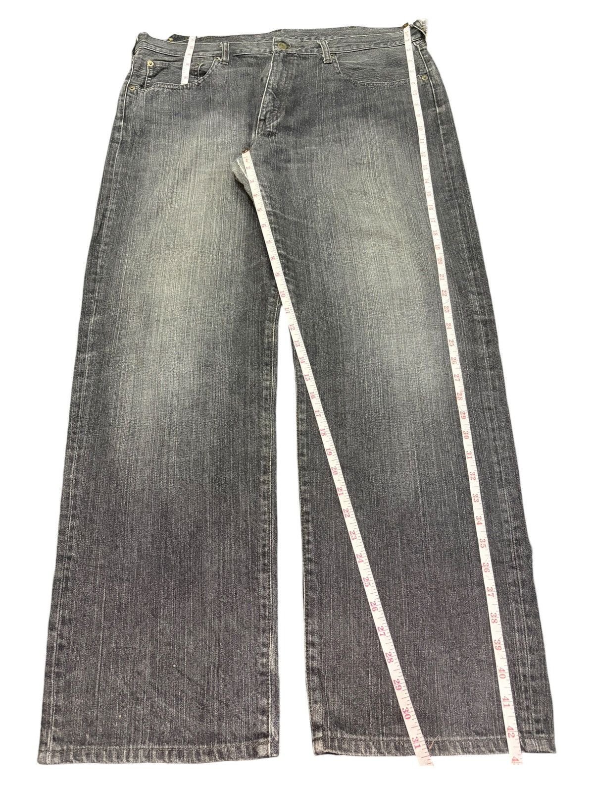 Uniqlo Vintage Japanese Uniqlo Charcoal Wash Distress Loose Jeans Size 38" / US 16 / IT 52 - 7 Thumbnail