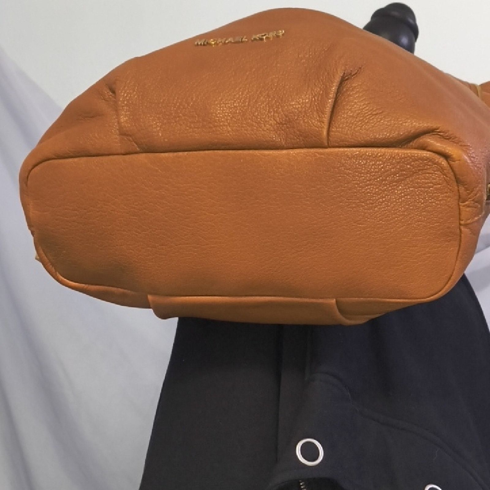 Michael Kors Michael Kors Brown Leather Handbag Size ONE SIZE - 7 Thumbnail