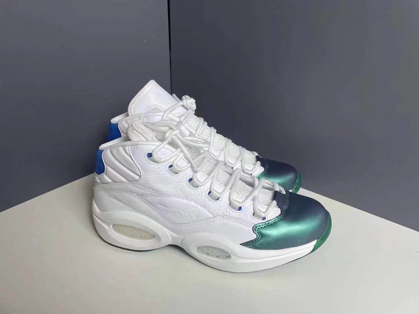 Reebok Reebok Question Mid x Curren$y "Jet Life" K15 Size US 11.5 / EU 44-45 - 3 Thumbnail