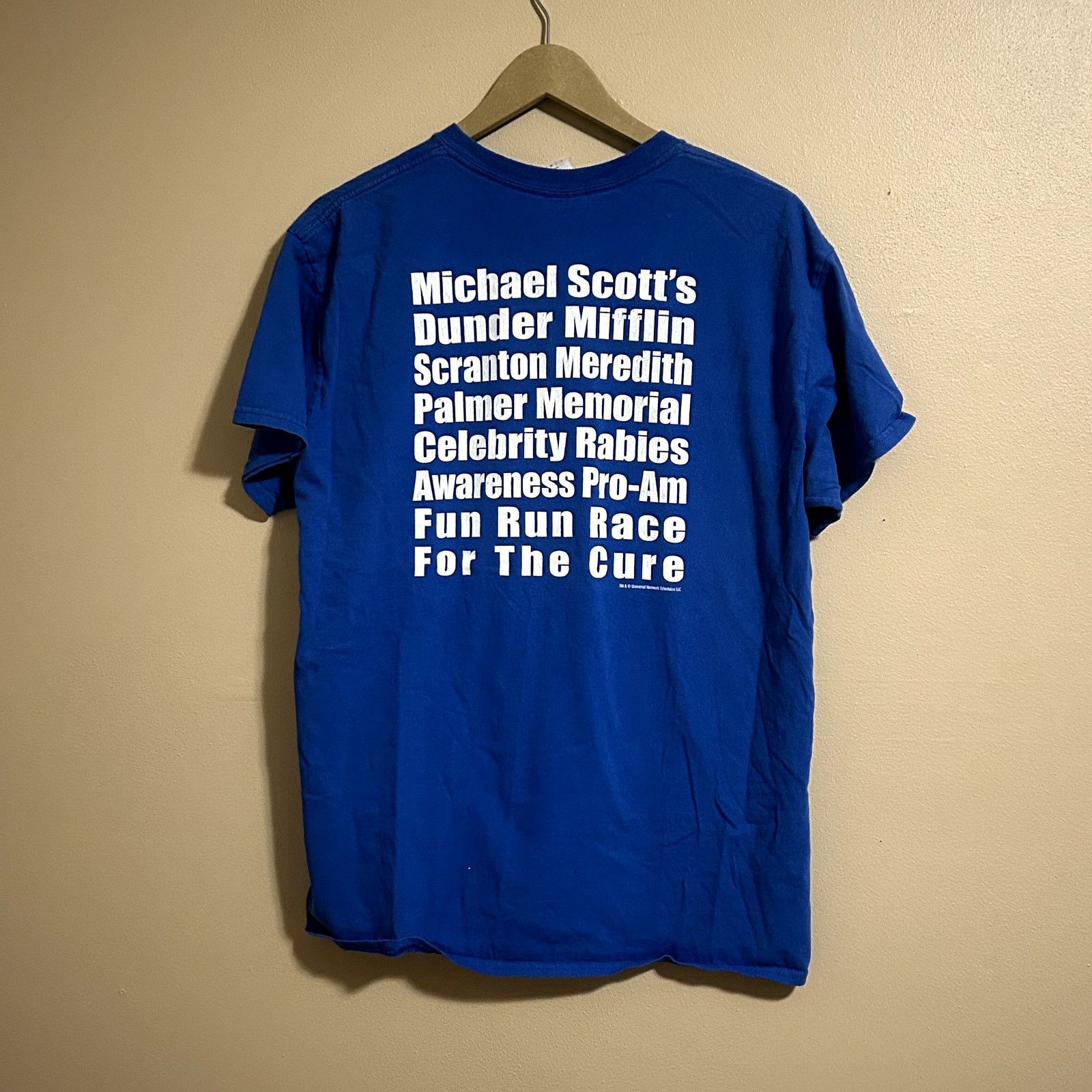 Gildan Y2K The Office Race for The Cure T-Shirt Large Size US L / EU 52-54 / 3 - 1 Thumbnail
