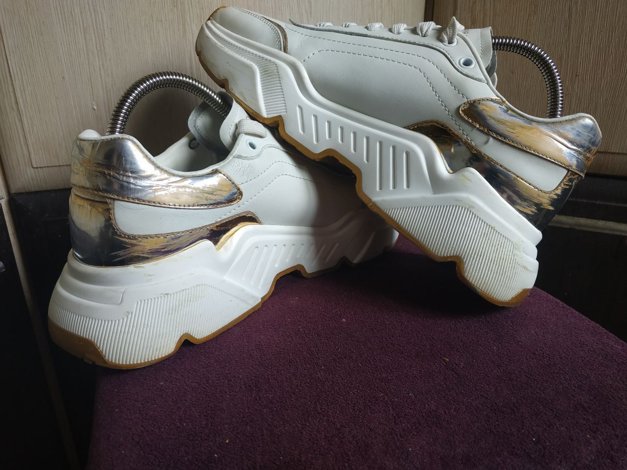 Dolce & Gabbana Dolce & Gabbana Daymaster Womens White Gold Sneakers 7 IT Size US 10 / IT 40 - 14 Thumbnail