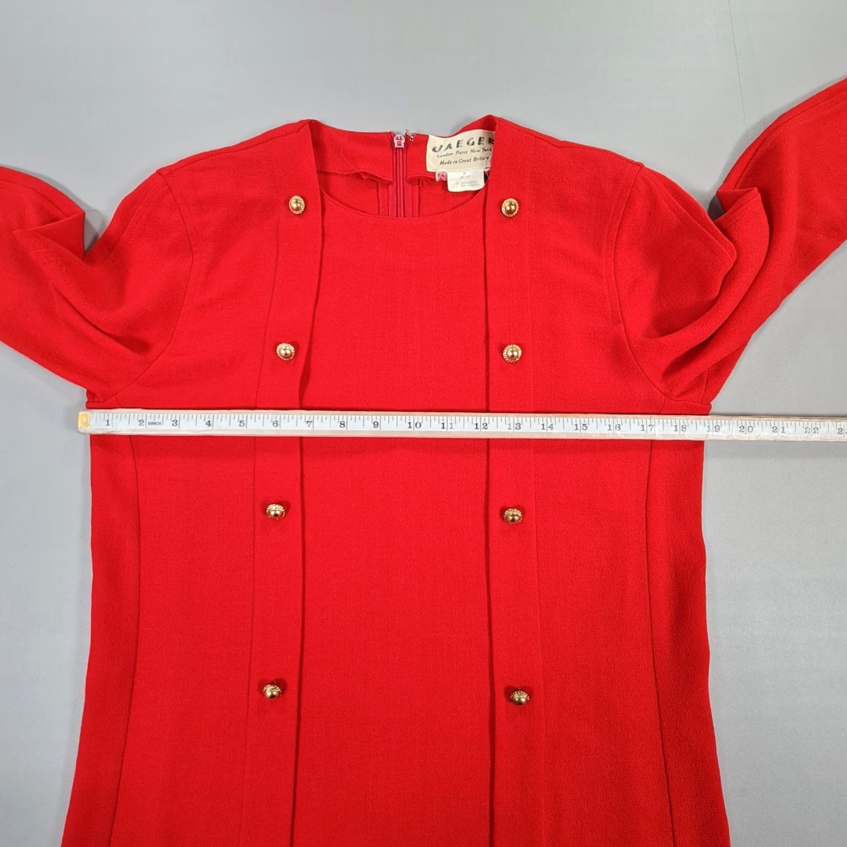 Jaeger VINTAGE Jaeger Dress Mini Red Wool Short Sleeve Gold Button Formal 6 UK Womens Park City Modern Autumn Winter Spring 34" Zip Dry Clean Only Size 28" / US 6 / IT 42 - 5 Thumbnail