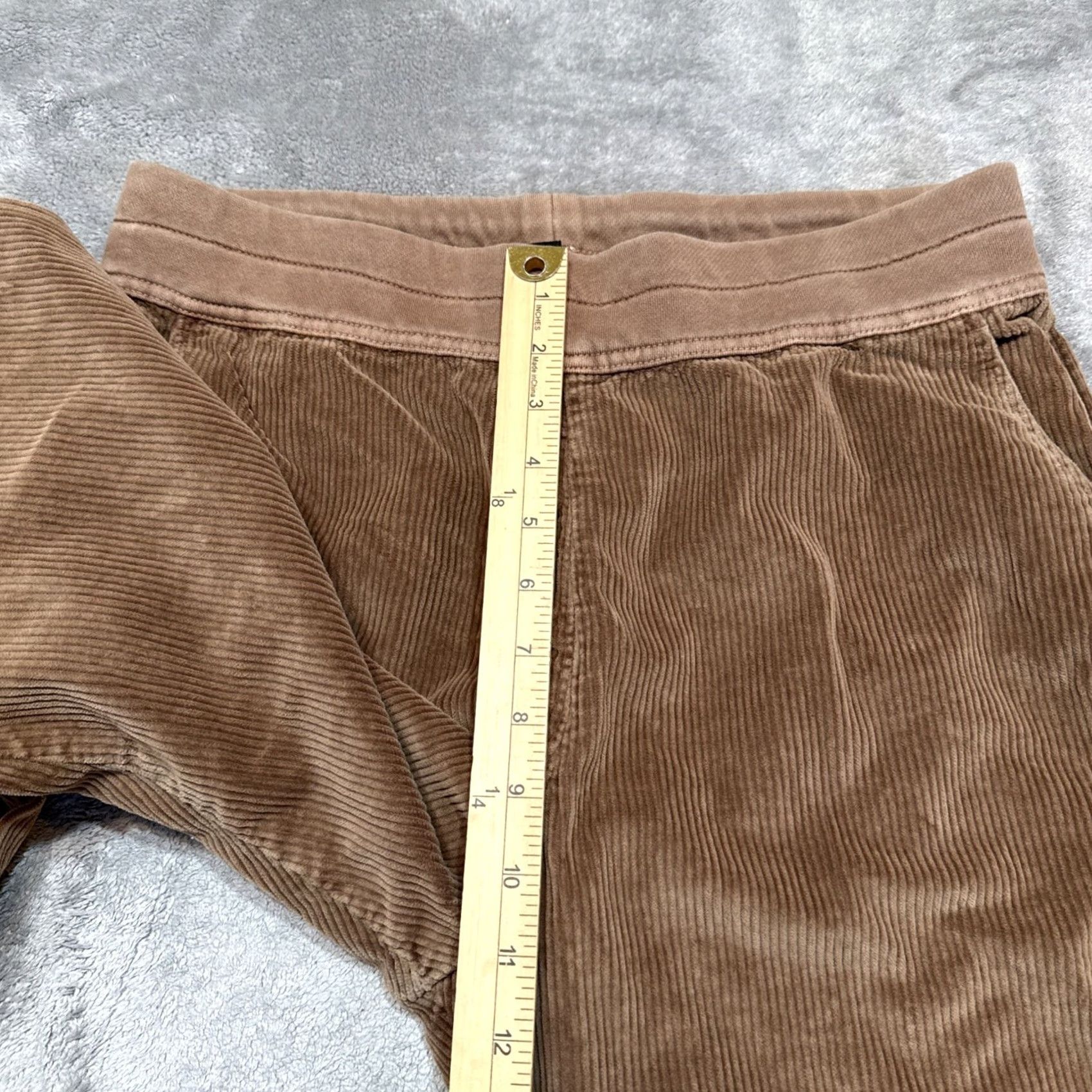 James Perse James Perse Pants Mens S Brown Corduroy Pull On Stretch Casual Preppy Chino Tapered Inseam 27 Pocket Regular Rise Mid Fabric Corduroy Size US 29 - 7 Thumbnail