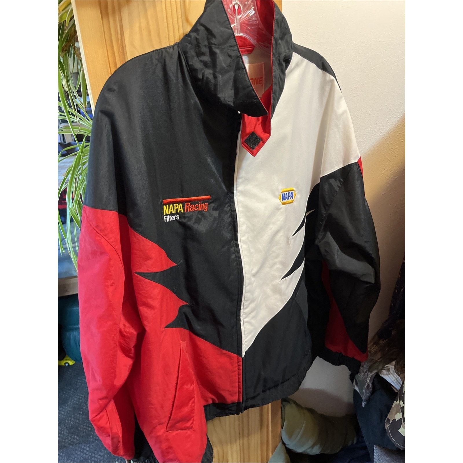 Other Speed Zone Men's L Jacket Red Black Shark Tooth Napa Racing Size US L / EU 52-54 / 3 - 13 Thumbnail
