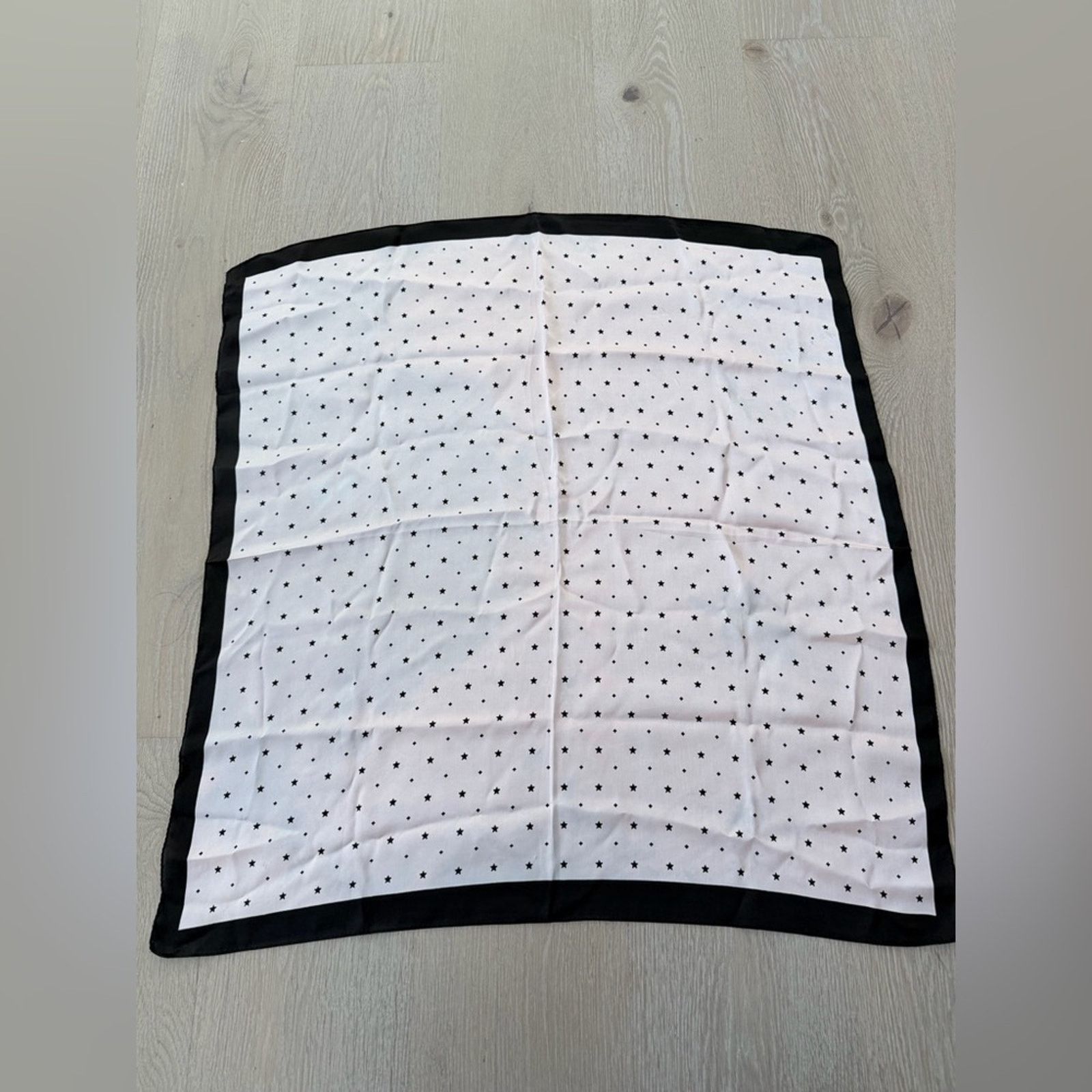Other New Black and light Pink Star Pattern Scarf 25,5*25,5 Size ONE SIZE - 2 Thumbnail