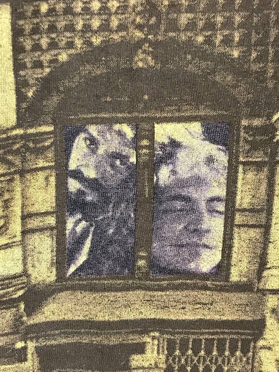 Band Tees Vintage 1988 Led Zeppelin Physical Graffiti album Size US L / EU 52-54 / 3 - 6 Thumbnail