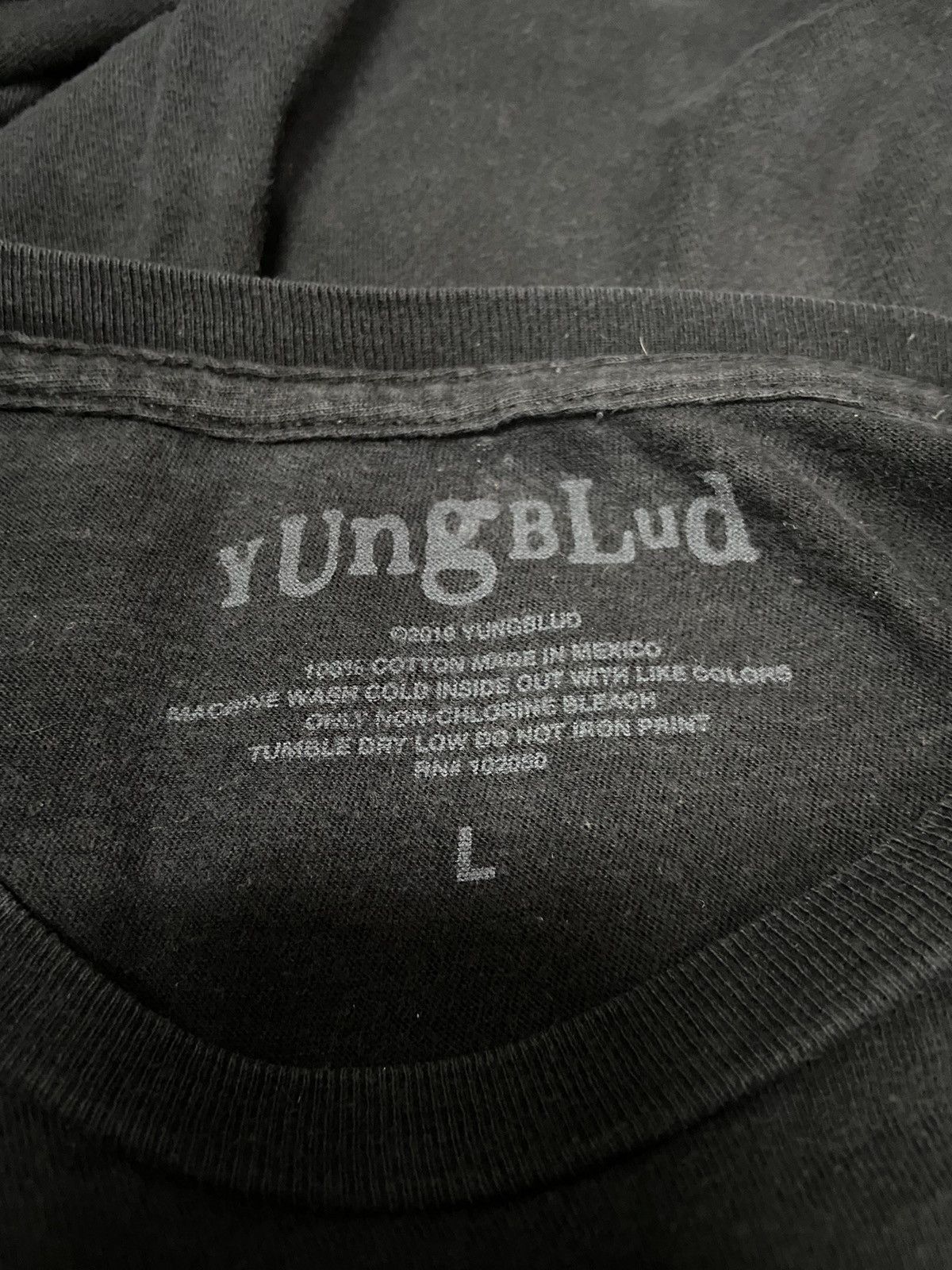 Band Tees YUNGBLUD ENGLISH ROCK SINGER TEE SHIRT Size US L / EU 52-54 / 3 - 7 Thumbnail