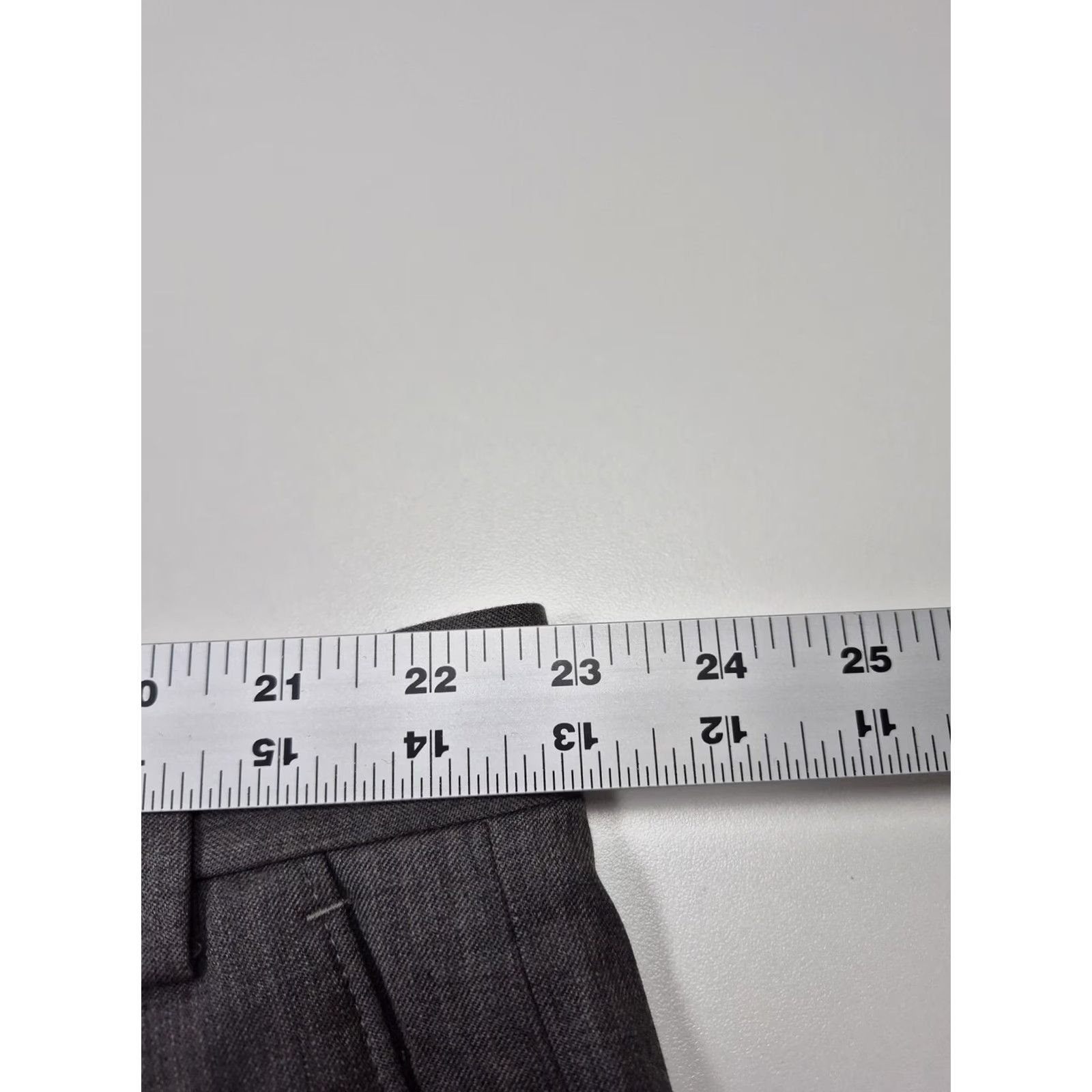 Ralph Lauren VTG Lauren Ralph Lauren Dress Pants Men 46x36 Gray Wool Pleated Unhemmed NWT Size US 30 / EU 46 - 7 Thumbnail
