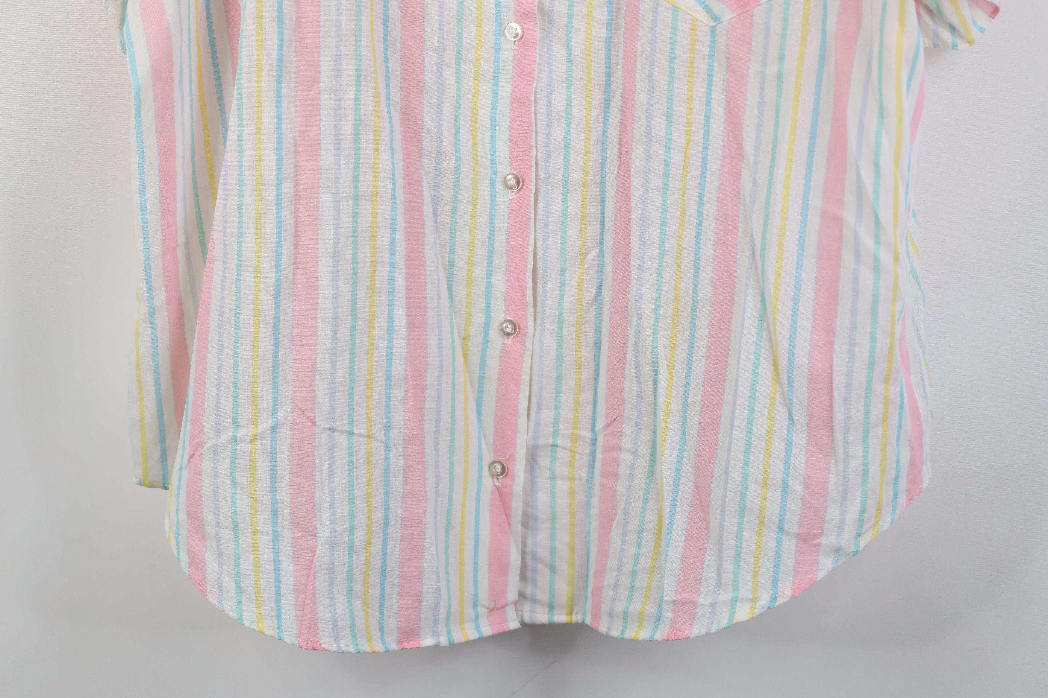 Vintage Vintage 70s 80s Streetwear Rainbow Striped Button Shirt Size S / US 4 / IT 40 - 3 Thumbnail