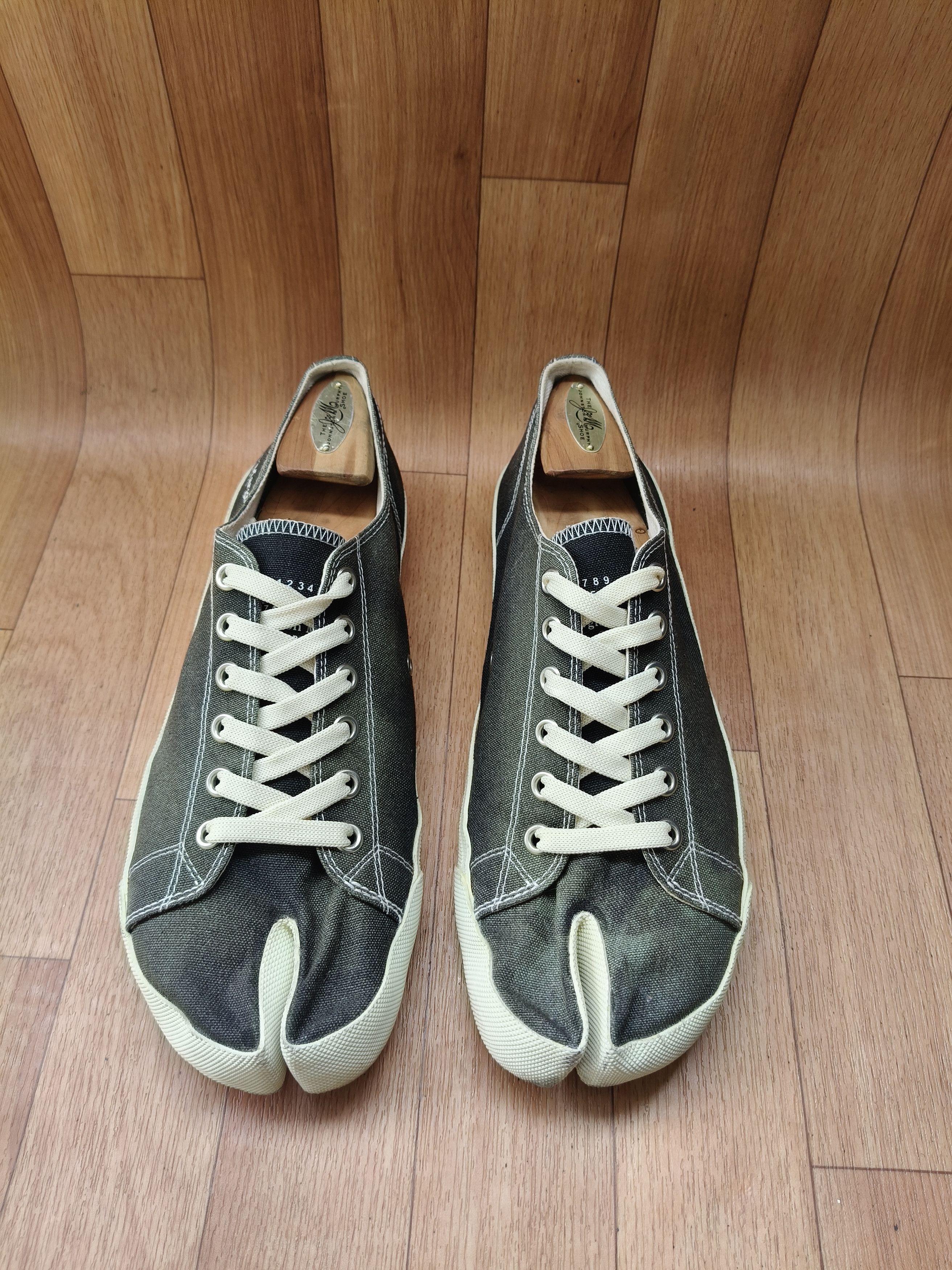 Maison Margiela canvas tabi