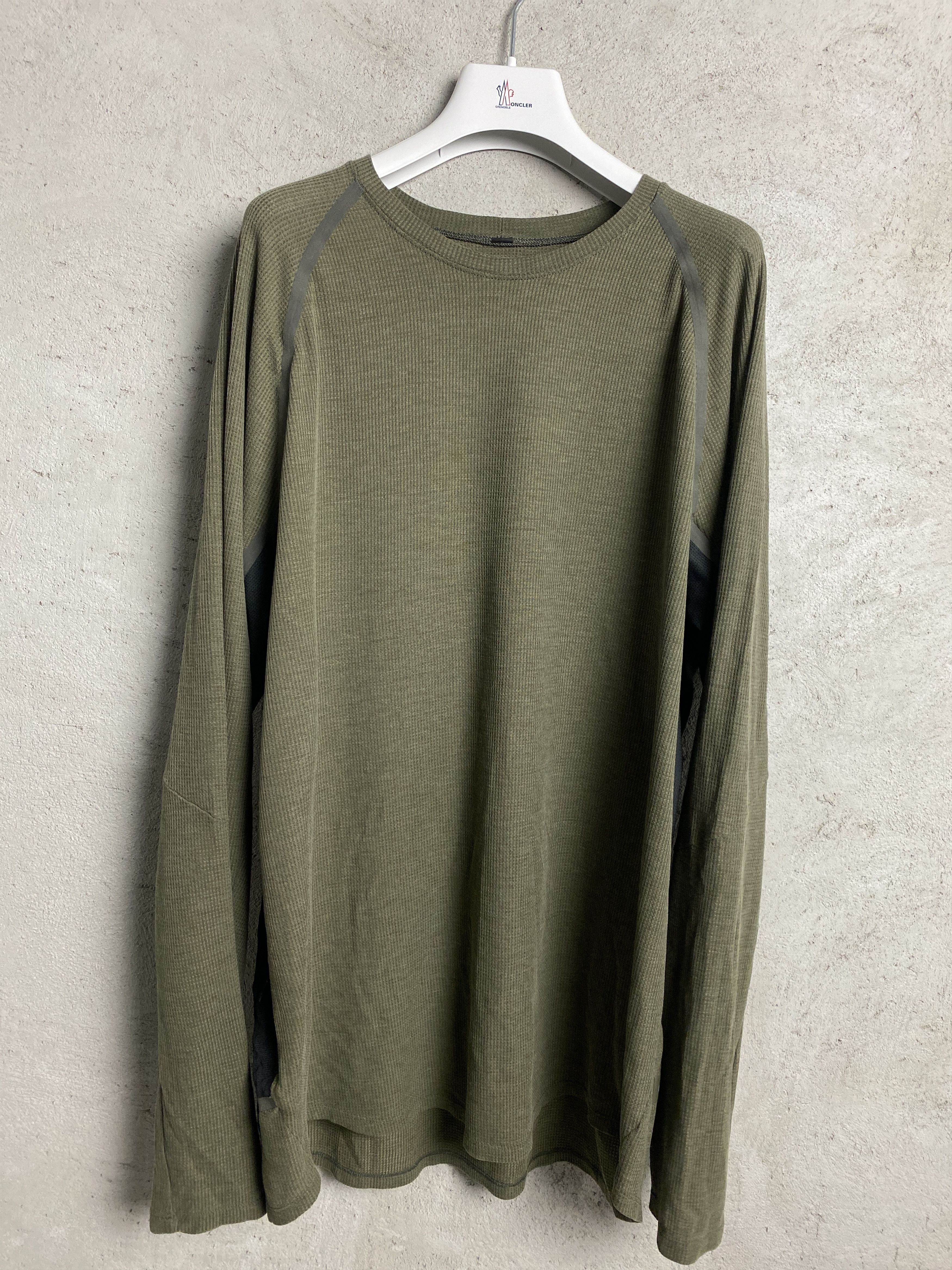 Lululemon Lululemon Ventilated hiking long sleeve t-shirt tee sport Size US L / EU 52-54 / 3 - 2 Thumbnail