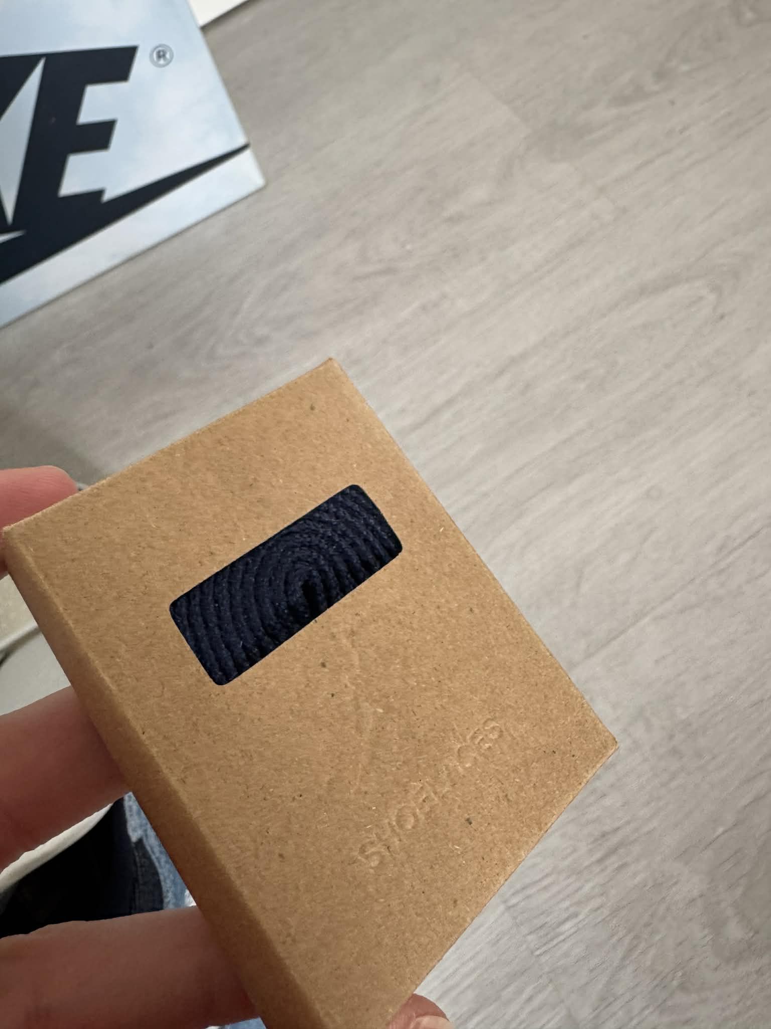 Jordan Brand Air Jordan 1 Retro High OG 9US 42,5EU Size US 9 / EU 42 - 3 Thumbnail