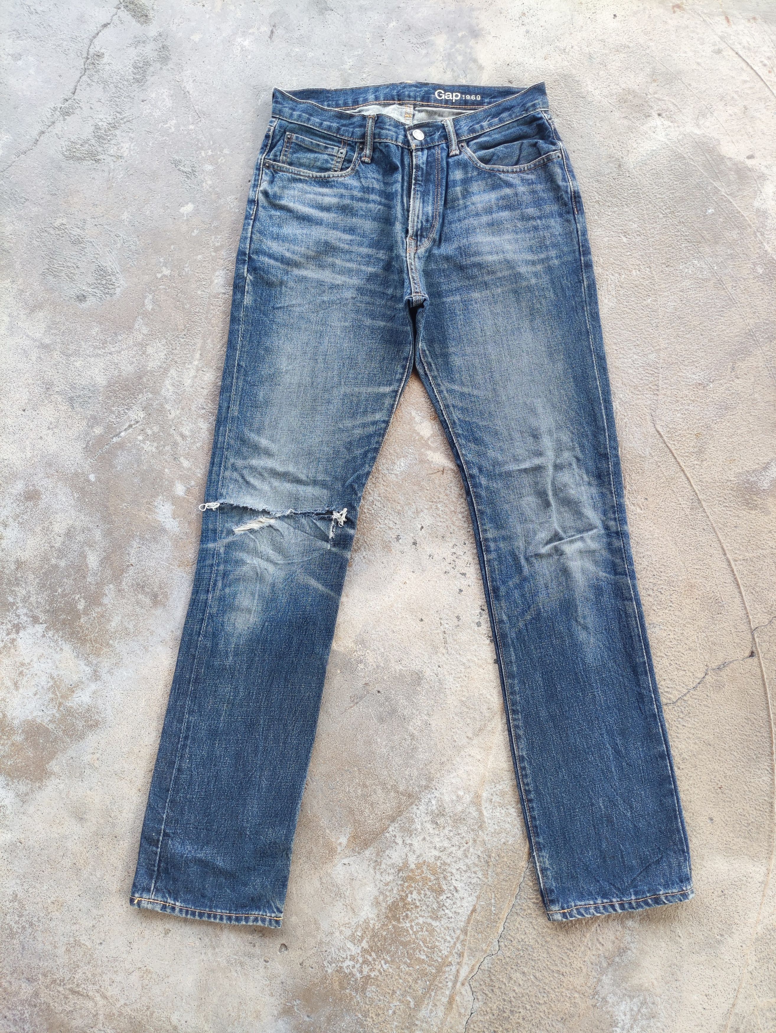 Gap × Jean Vintage Gap Distressed Faded Denim Pants Jeans W29 Size US 29 - 2 Thumbnail