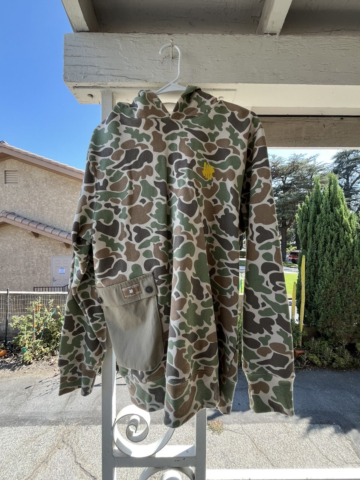 Undefeated Undefeated Monkey Pocket Hoodie Size US M / EU 48-50 / 2 - 1 Thumbnail