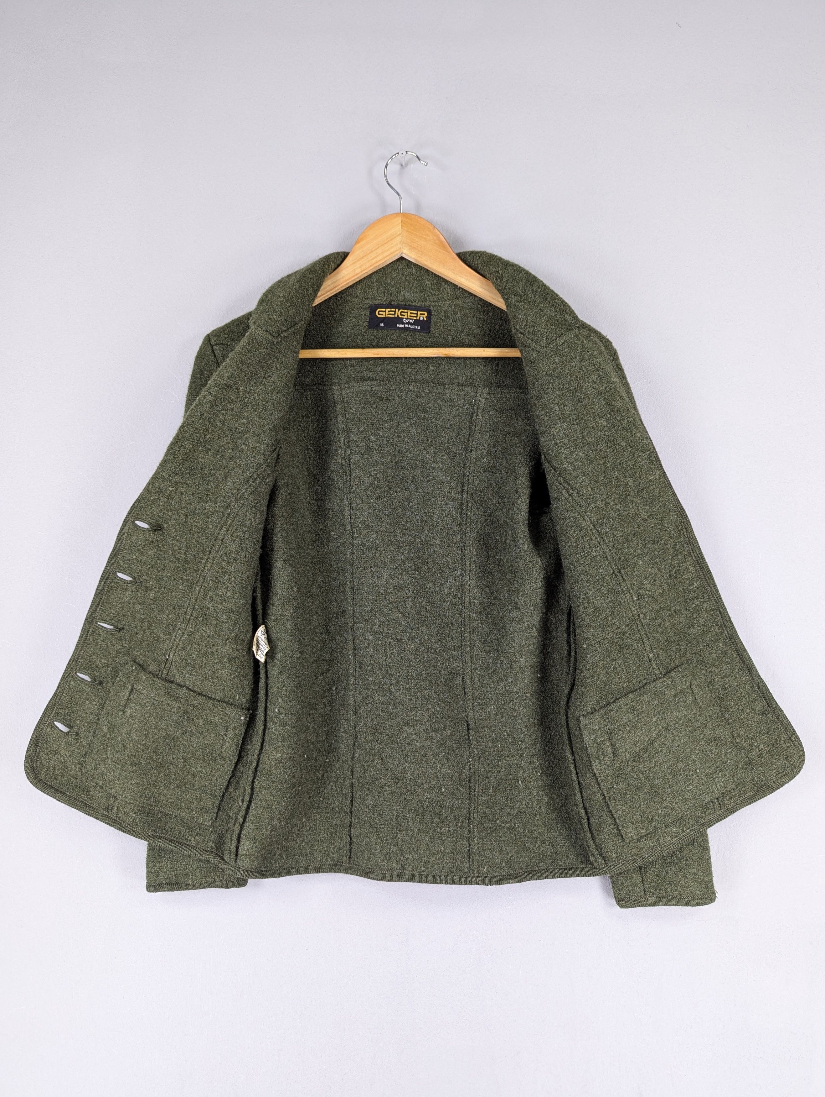 Designer Vintage 90s GEIGER Tyrol Wool Green Blazer Jacket Size XS / US 0-2 / IT 36-38 - 9 Thumbnail