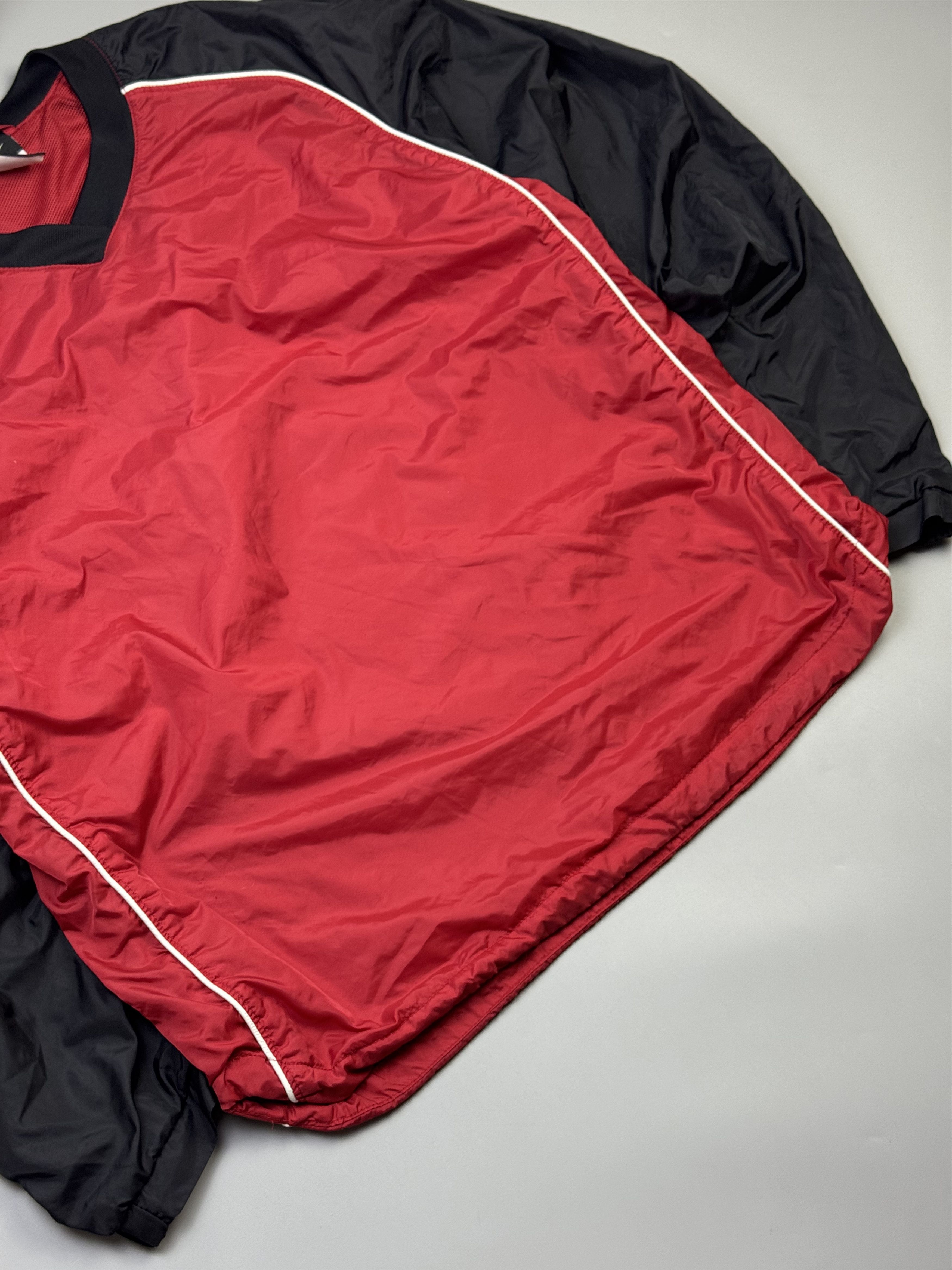 Nike Nike vintage nylon sweatshirt v-neck Size US L / EU 52-54 / 3 - 2 Thumbnail