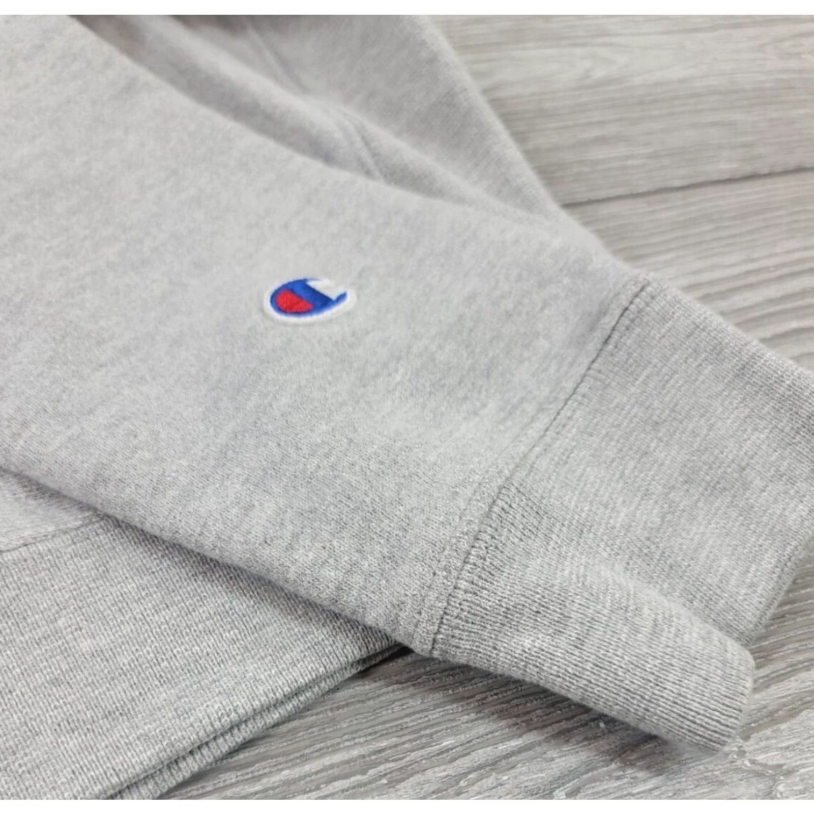 Champion VINTAGE Champion Reverse Weave Sweatshirt Gray Logo Crew Neck Women M Medium Casual Pullover Athletic Activewear Eveningwear Women’s? Size M / US 6-8 / IT 42-44 - 6 Thumbnail