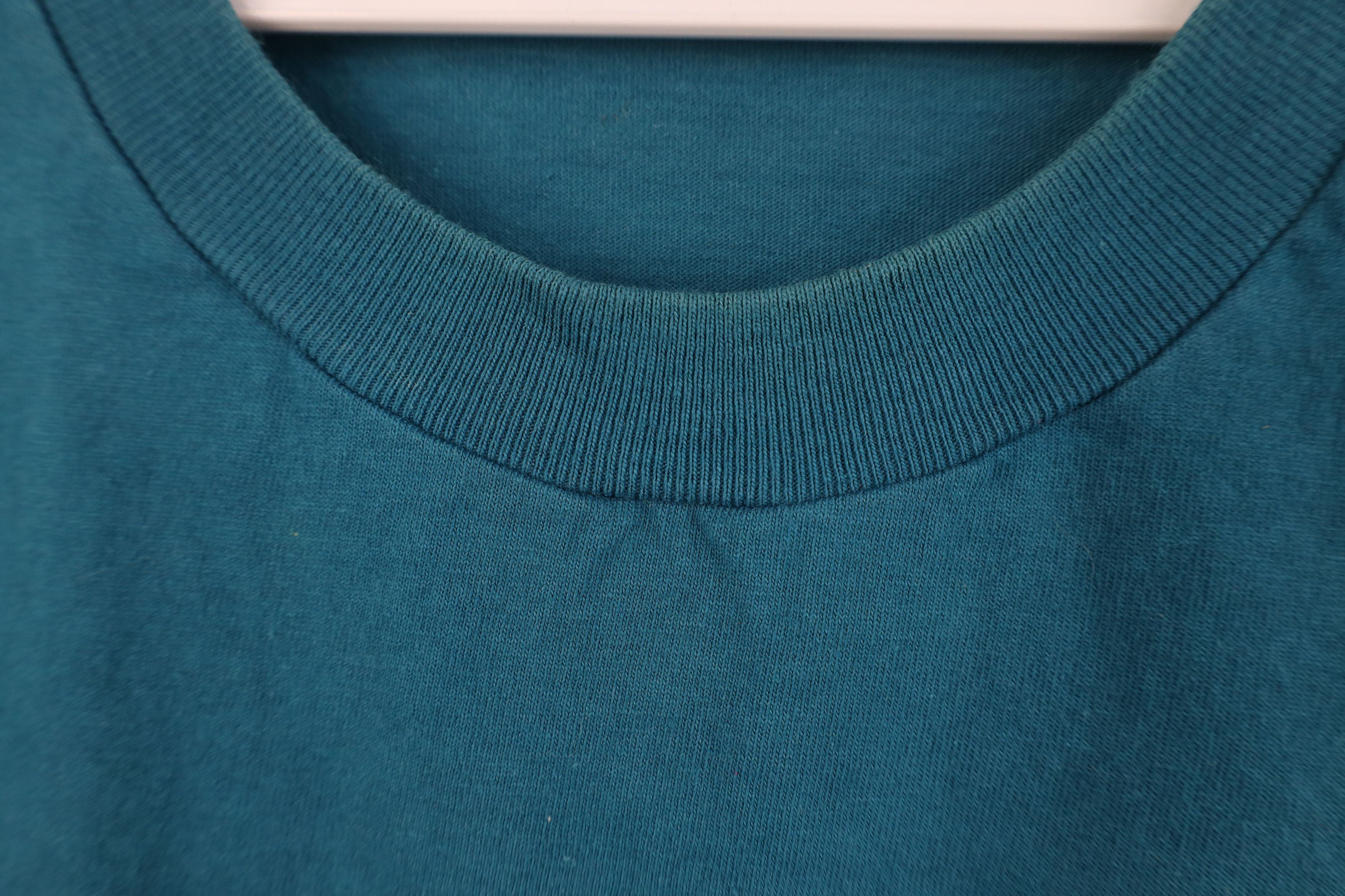 Vintage Vintage 90s Streetwear Heavyweight Cotton T-Shirt Blue USA Size US L / EU 52-54 / 3 - 5 Thumbnail