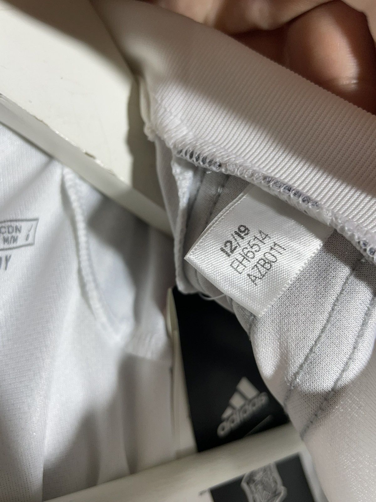 Adidas National Team Spain 2020 Away Adidas Y2k Football Shirt Size US M / EU 48-50 / 2 - 15 Thumbnail