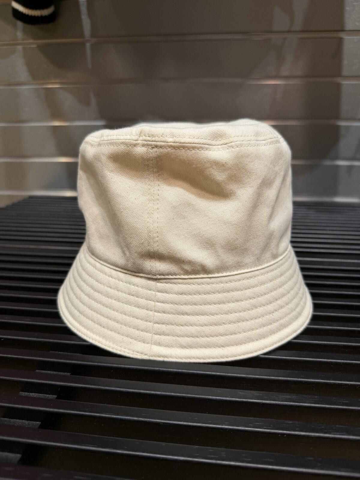The Unbranded Brand MARNI Organic Gabardine Embroidered Logo Bucket Hat (L) Size ONE SIZE - 8 Thumbnail