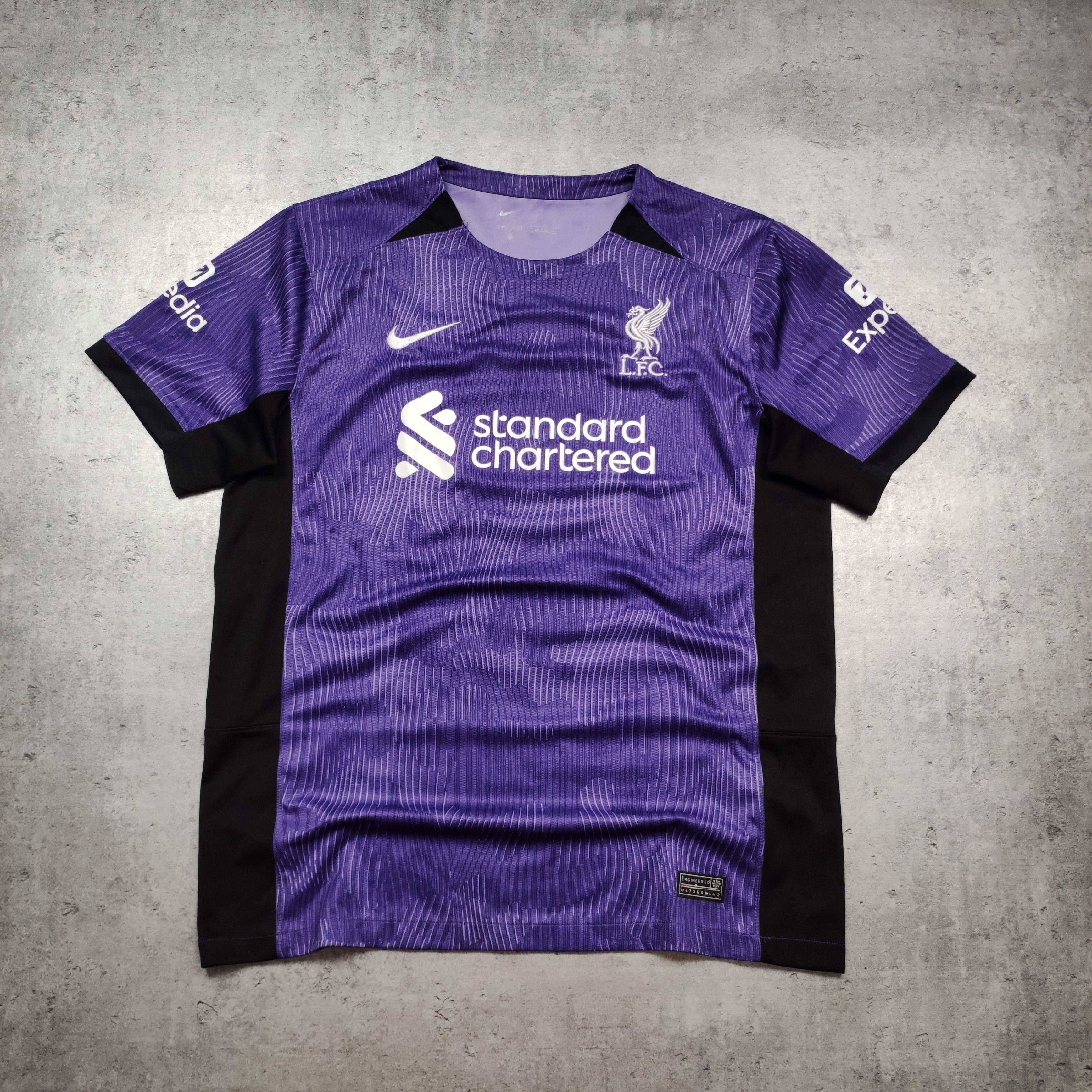 Nike Liverpool FC 2023 Third Football Nike Purple Jersey Size US L / EU 52-54 / 3 - 2 Thumbnail