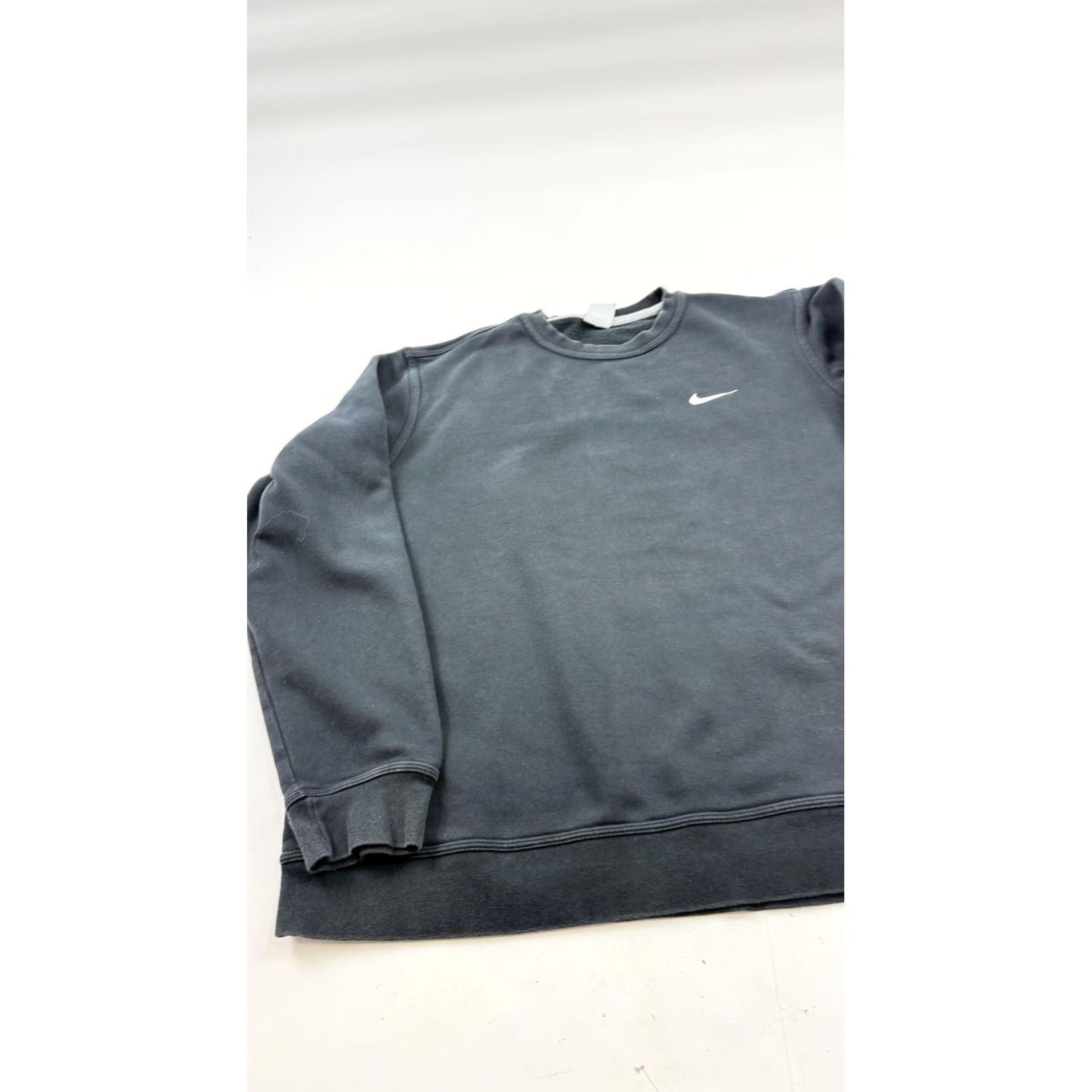 Nike Nike Sweatshirt Mens 2XL Gray Club Fleece Crewneck Pullover Swoosh Logo Size US XXL / EU 58 / 5 - 3 Thumbnail