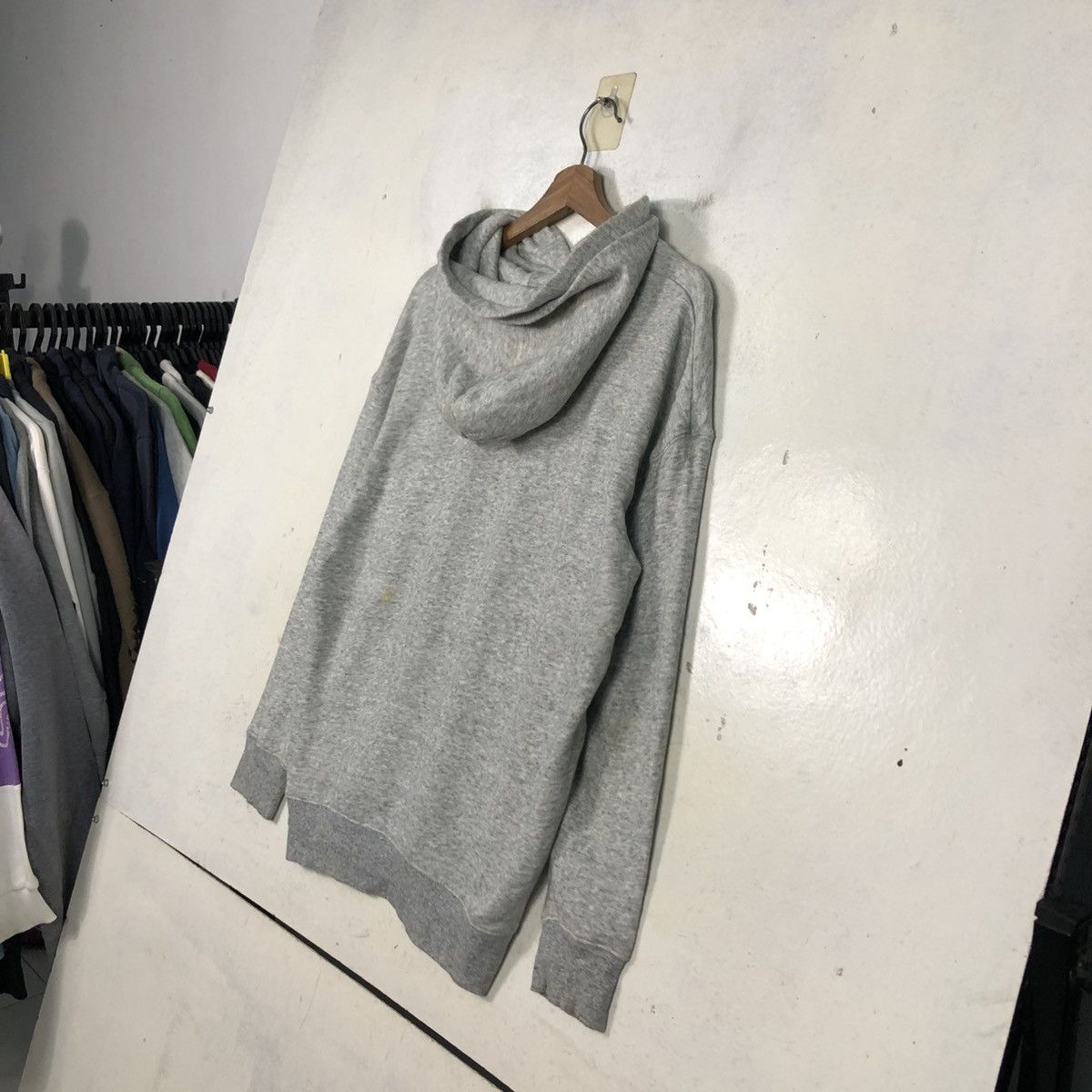 Japanese Brand 📌Hoodie Pull Over Cartoon Beatrix Potter Peter Rabbit Logo Size US M / EU 48-50 / 2 - 13 Thumbnail