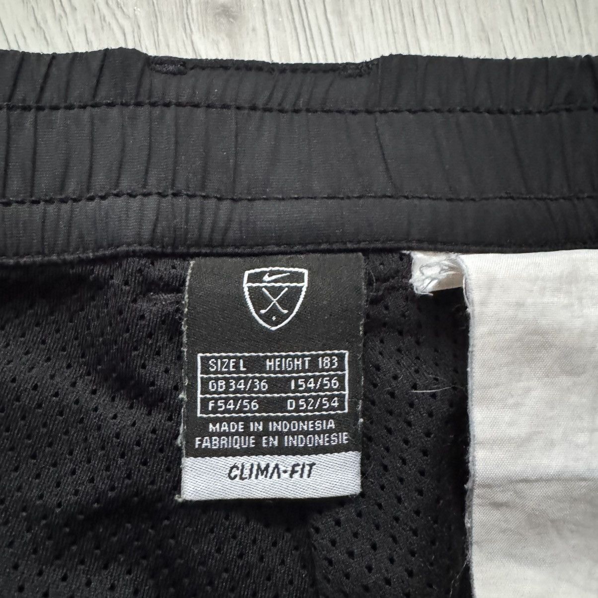 Nike Vintage nike track pants y2k gorpcore sweatpants parachute Size US 34 / EU 50 - 4 Thumbnail