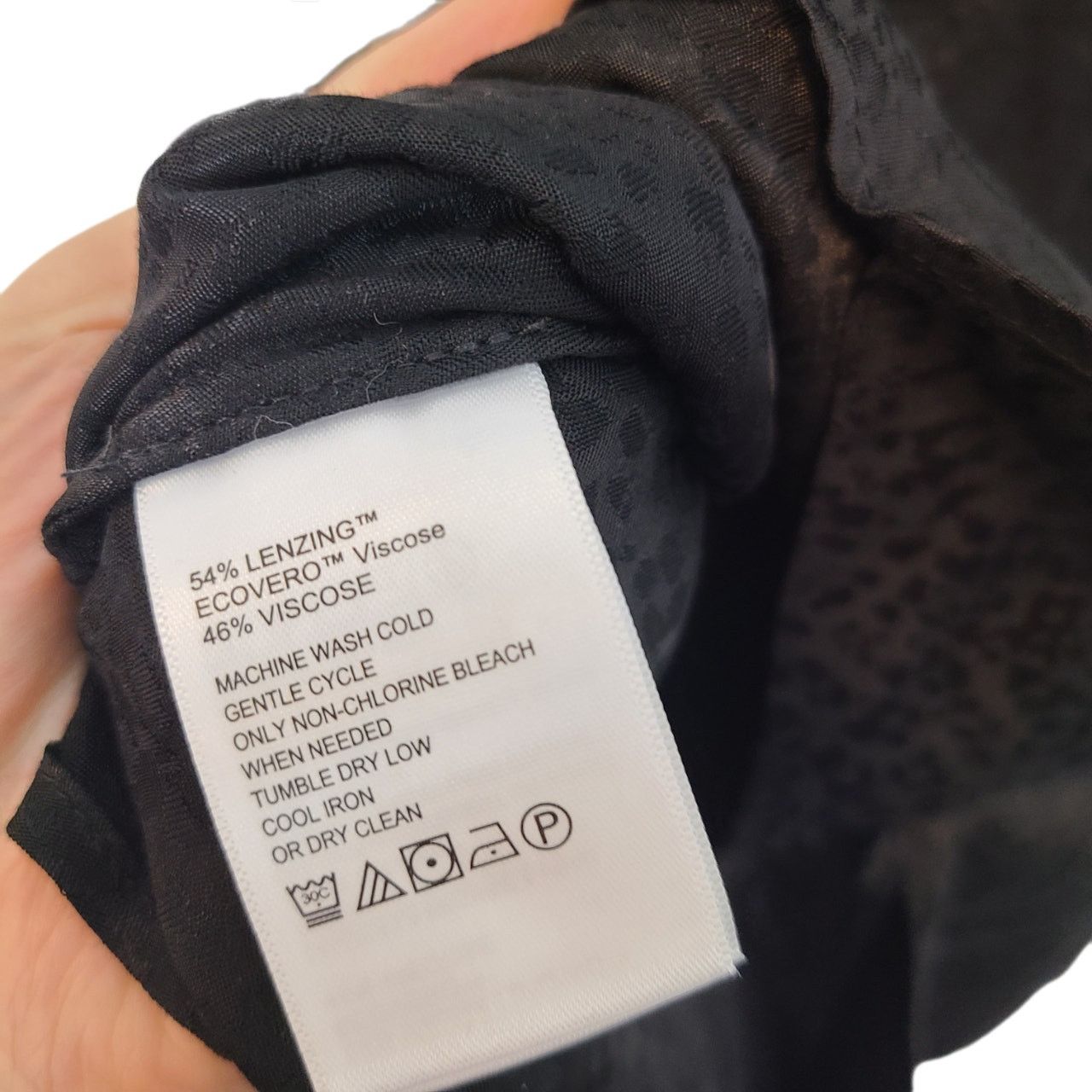 Tommy Bahama Tommy Bahama Blouse Black Satin Leopard Animal M Classic Size S / US 4 / IT 40 - 7 Thumbnail