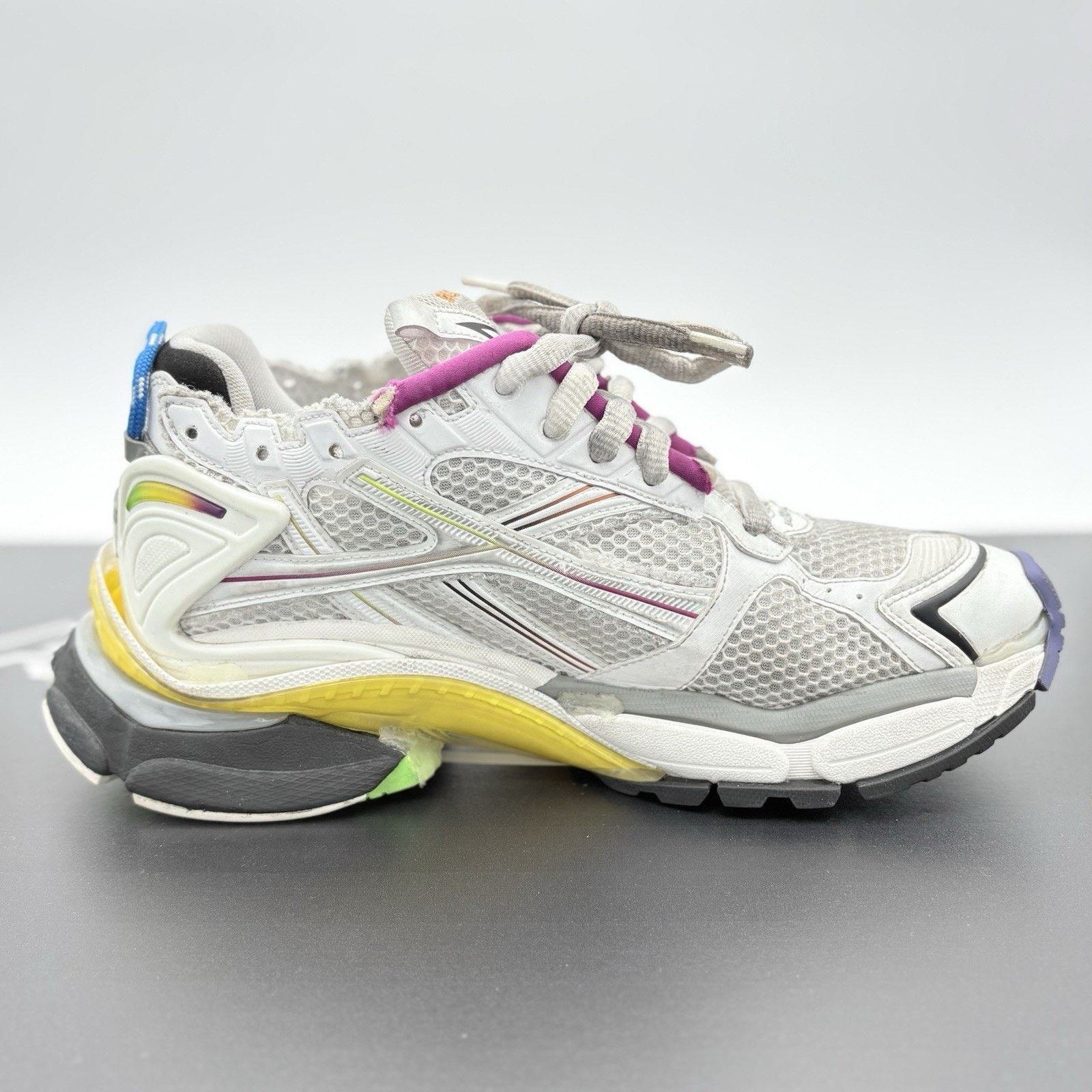 Balenciaga Balenciaga Runner ' Gradient White ' | SUPER CLEAN! Size US 11 / EU 44 - 9 Thumbnail