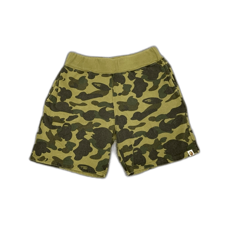 Bape BAPE green camo shorts L-2508 Size US 36 / EU 52 - 1 Thumbnail