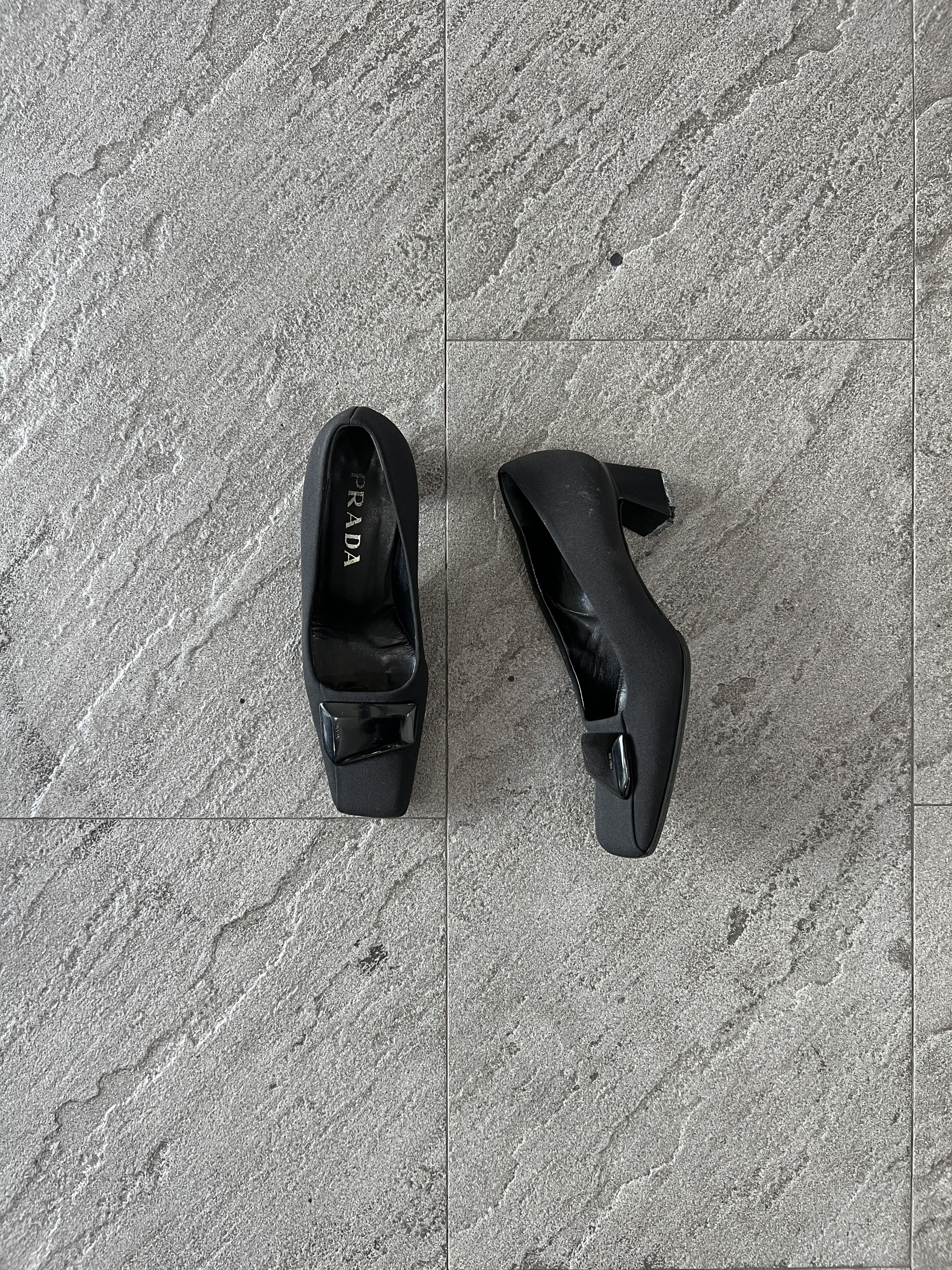 Prada Prada Black Satin Pumps Square Toe Logo Heels EU35 Size US 5 / IT 35 - 1 Thumbnail