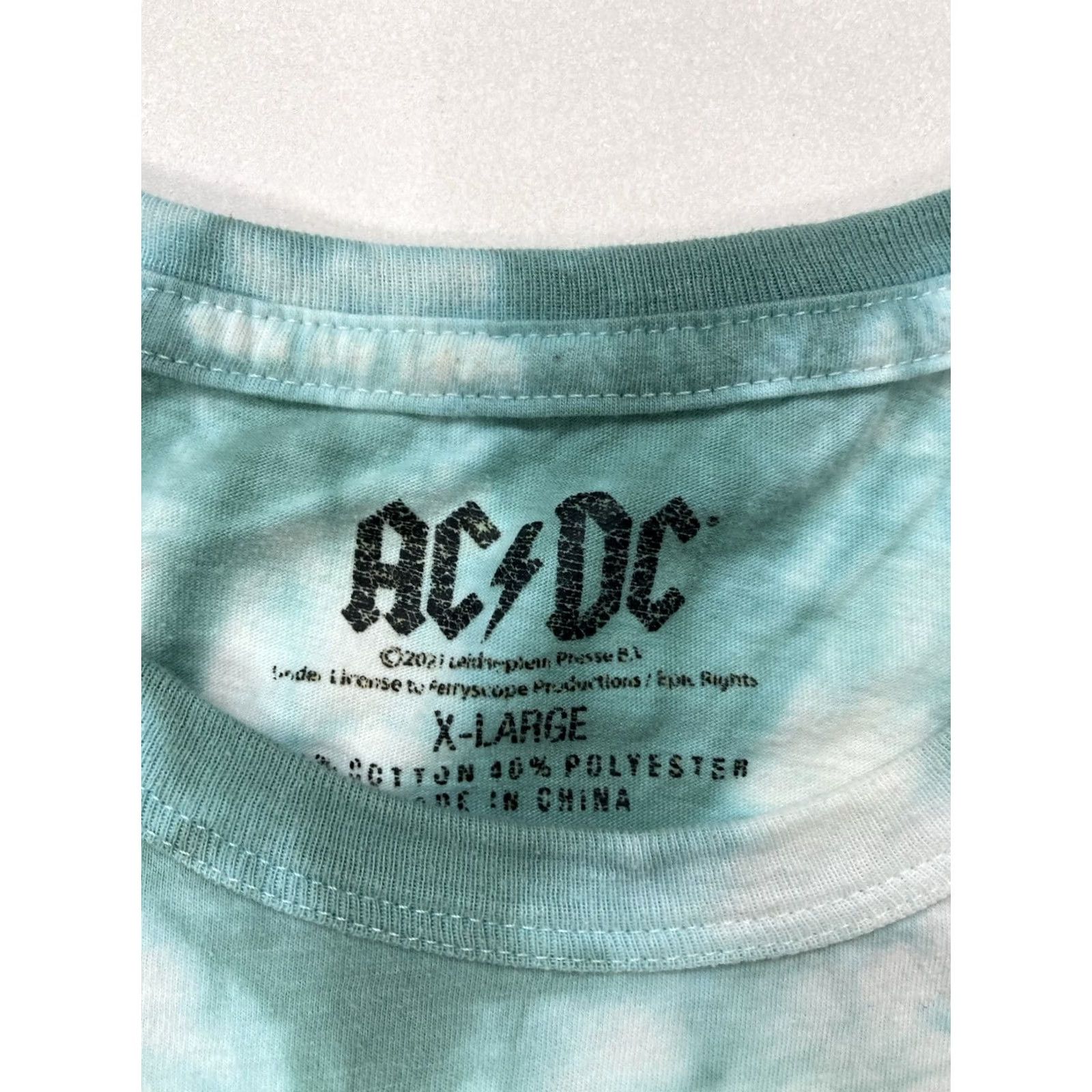 Vintage ACDC High Voltage 76 European Tour Graphic T-shirt Men XL Green Tie Dye Music Shirt Size US XL / EU 56 / 4 - 6 Thumbnail