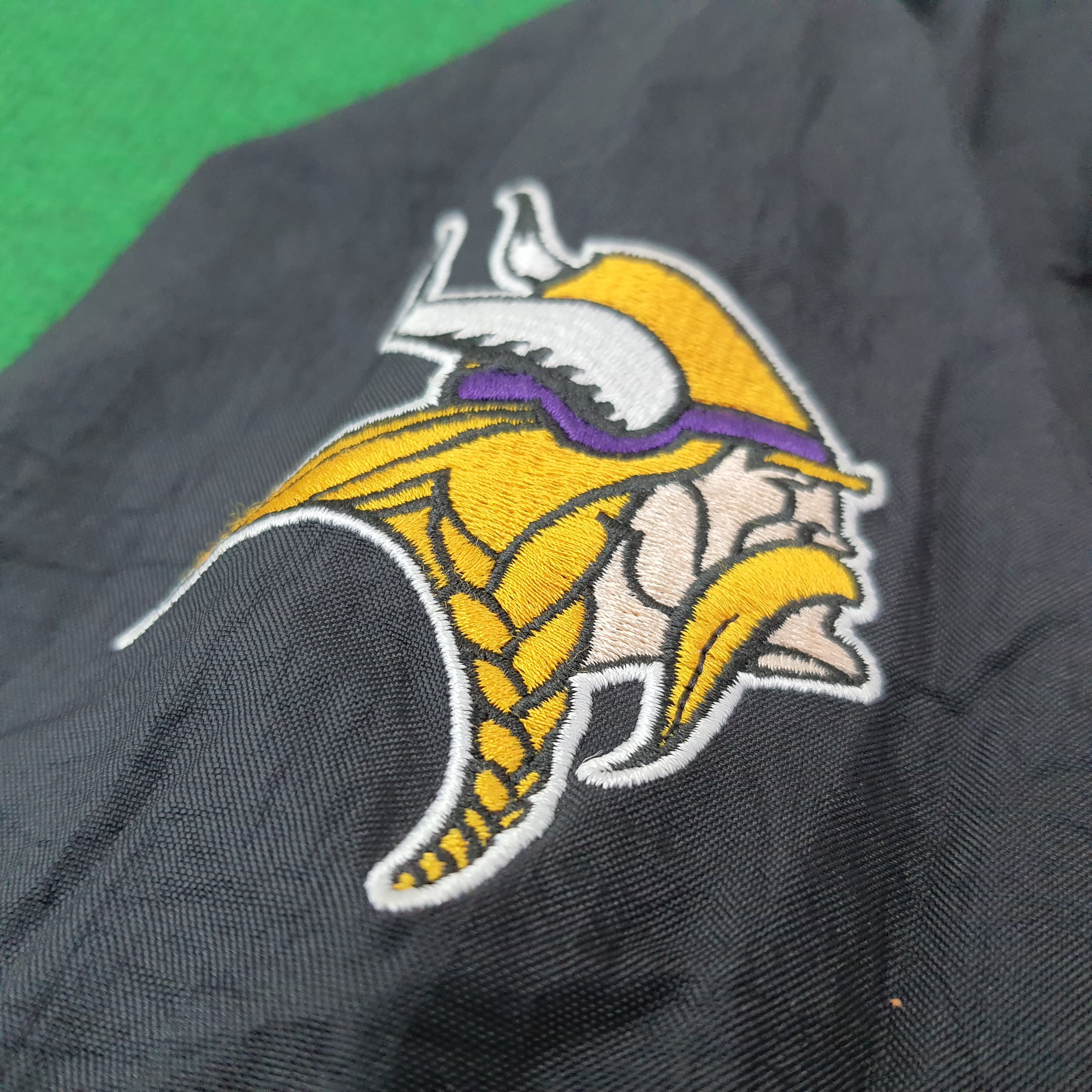 NFL Vintage NFL by Champion Minnesota Vikings Sweatshirt C254N14 Size US XL / EU 56 / 4 - 4 Thumbnail